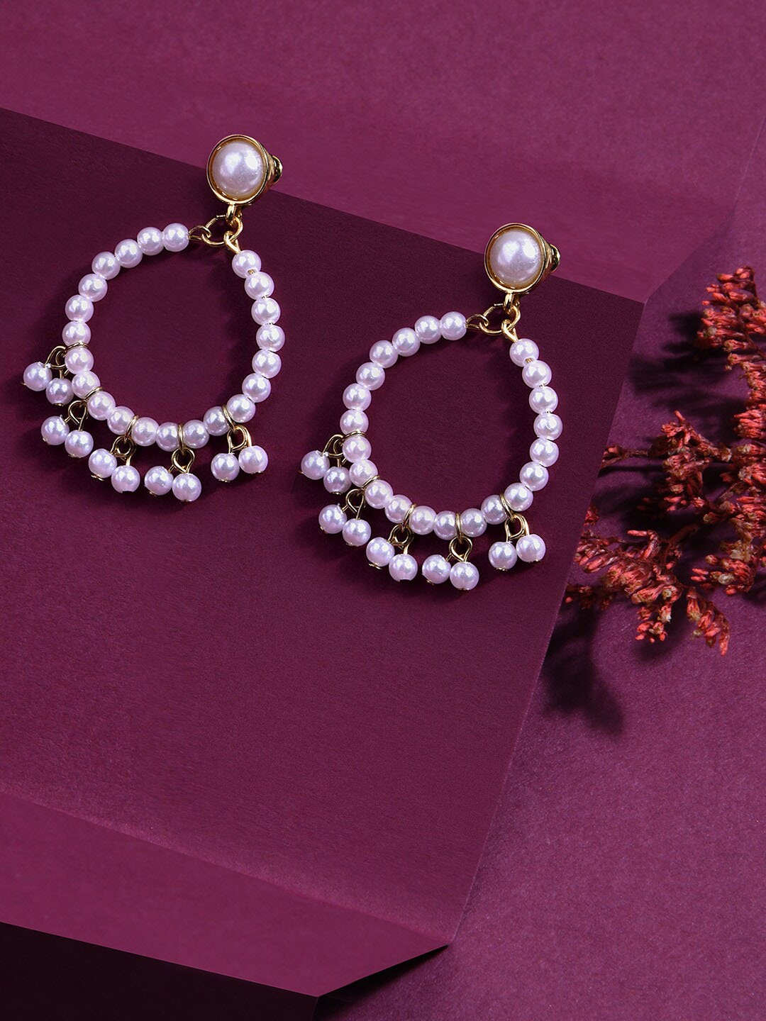 

Lilly & sparkle White & Gold-Toned Contemporary Hoop Earrings