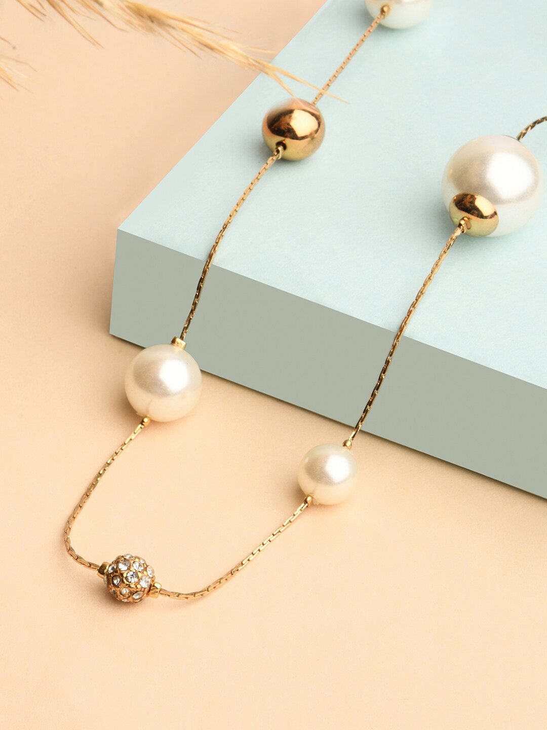 

Lilly & sparkle Gold-Toned & White Gold-Plated Pearl & Crystal Studded Necklace