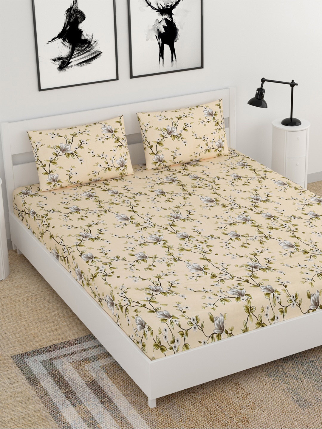

BELLA CASA Beige & Green Floral 210 TC King Bedsheet with 2 Pillow Covers
