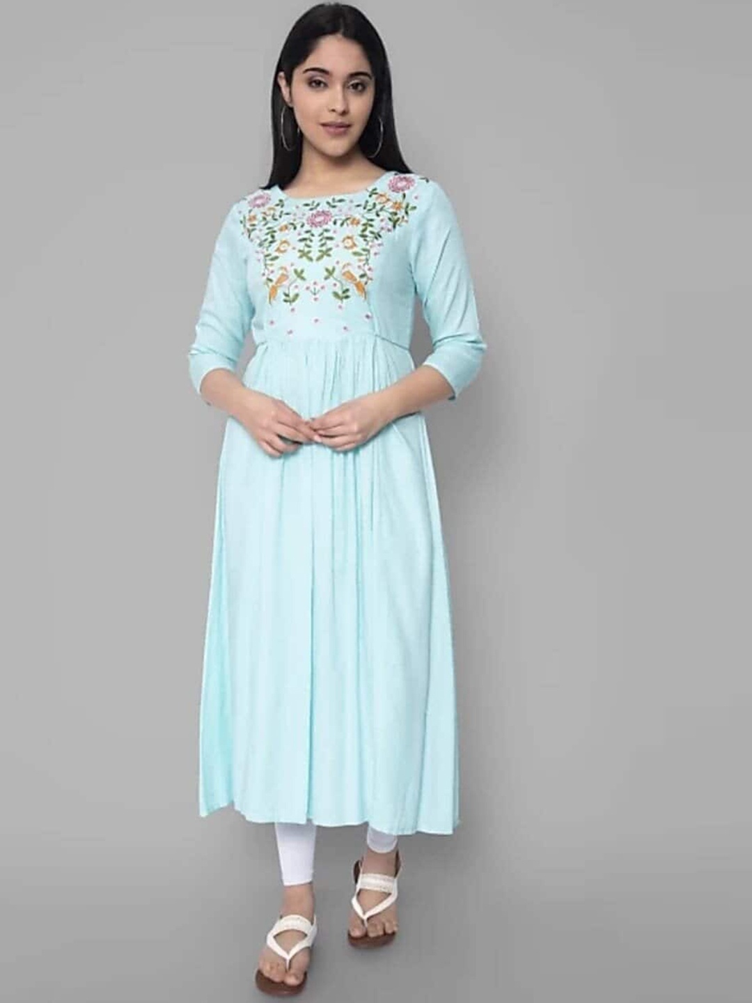

PNEHA Women Blue Embroidered Floral Anarkali Kurta