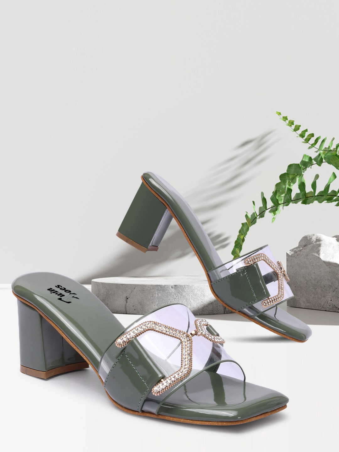 

TWIN TOES Green Embellished Party Block Heels