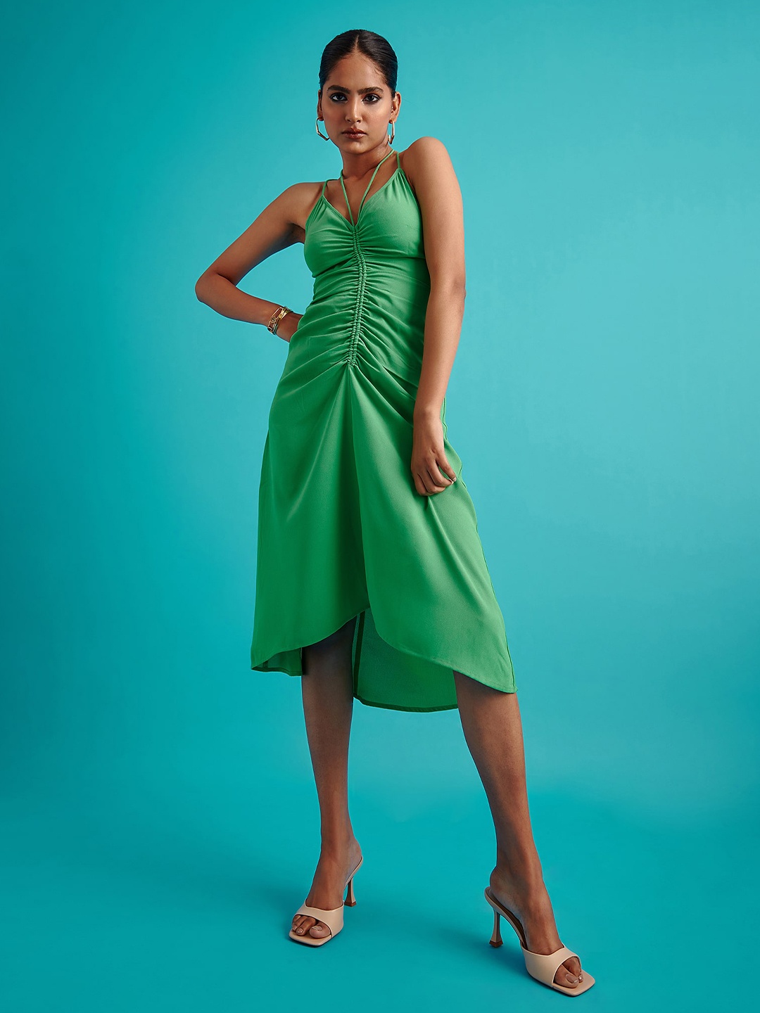 

THE CLOTHING FACTORY Green Halter Neck Sheath Midi Dress