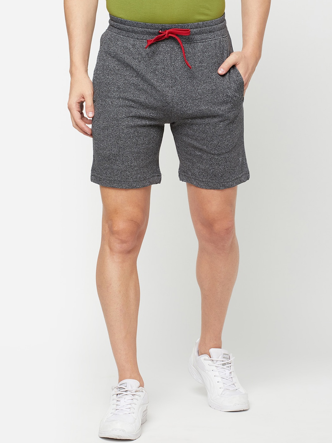 

SPORTO Men Black Solid Shorts