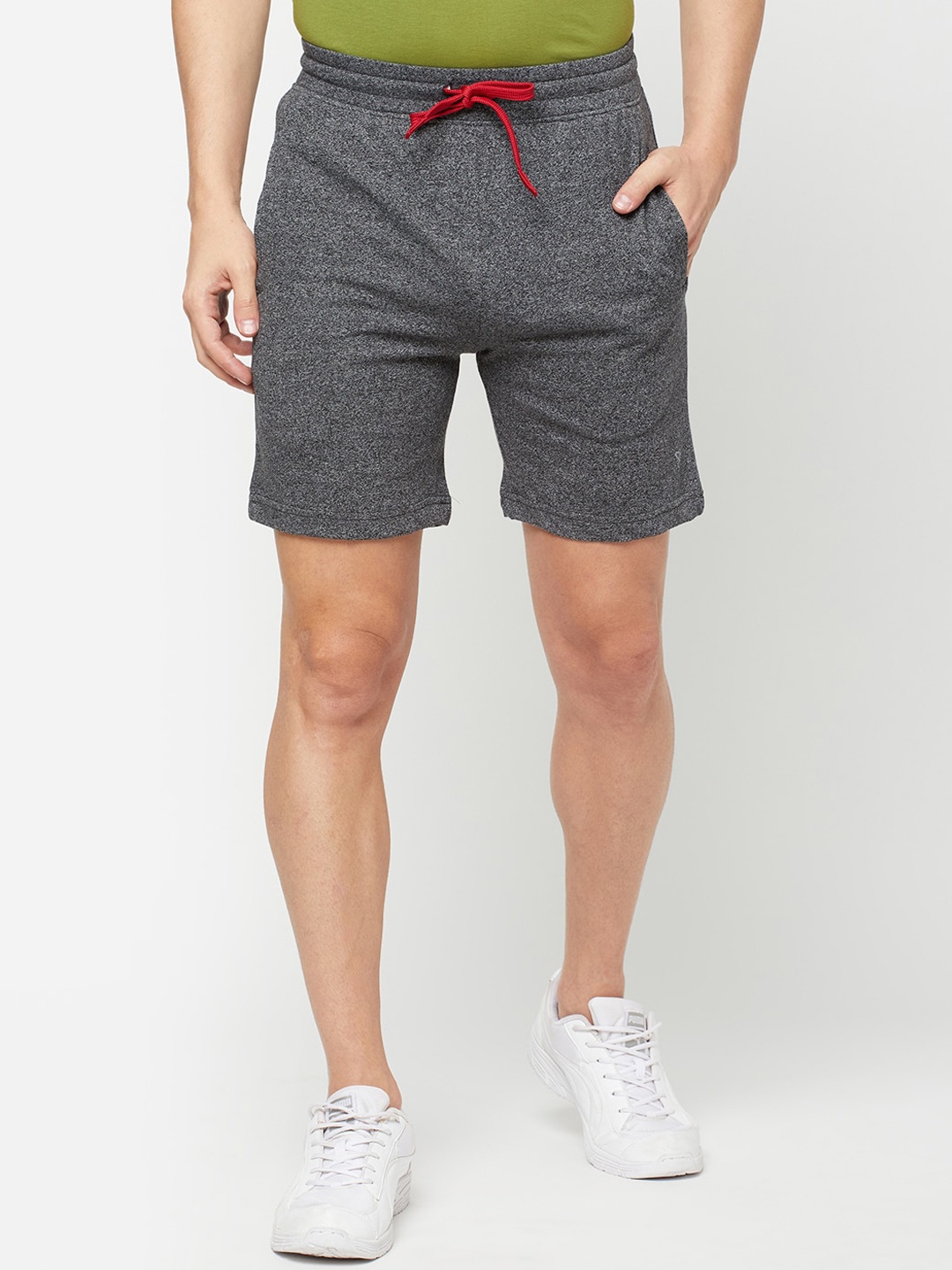

SPORTO Men Black Solid Shorts