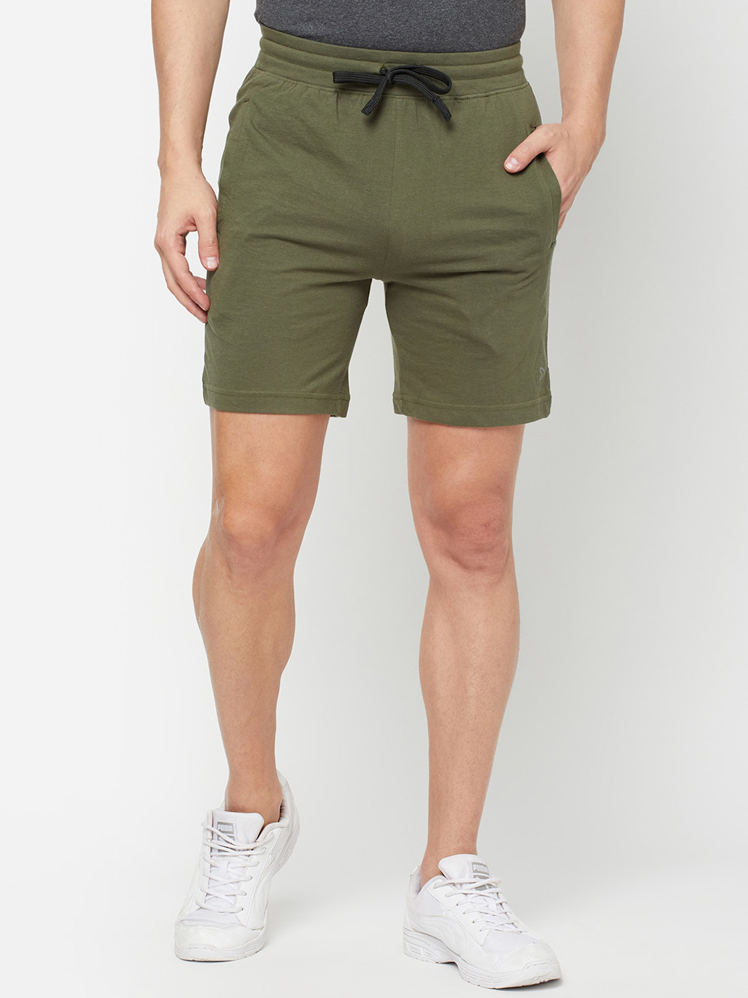 

SPORTO Men Olive Green Solid Shorts