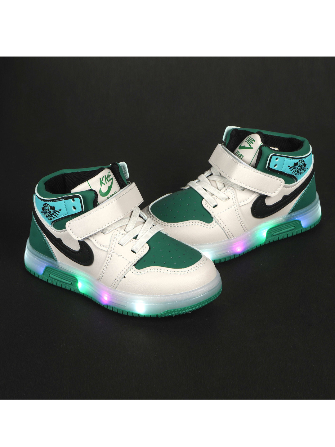 

FEETWELL SHOES Kids Green & White Colourblocked PU LED Sneakers