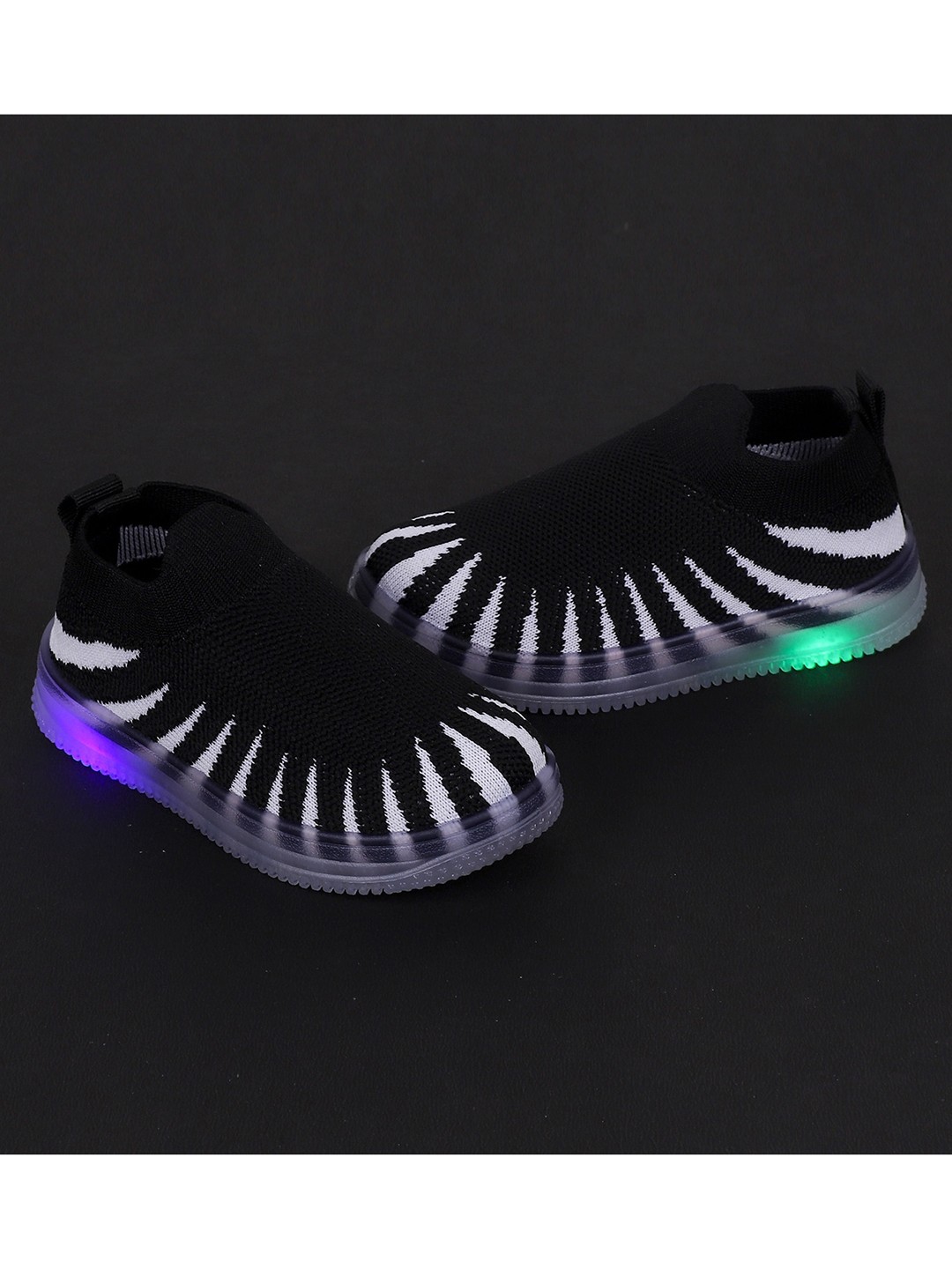 

FEETWELL SHOES Unisex Kids Black Woven Design Slip-On Sneakers