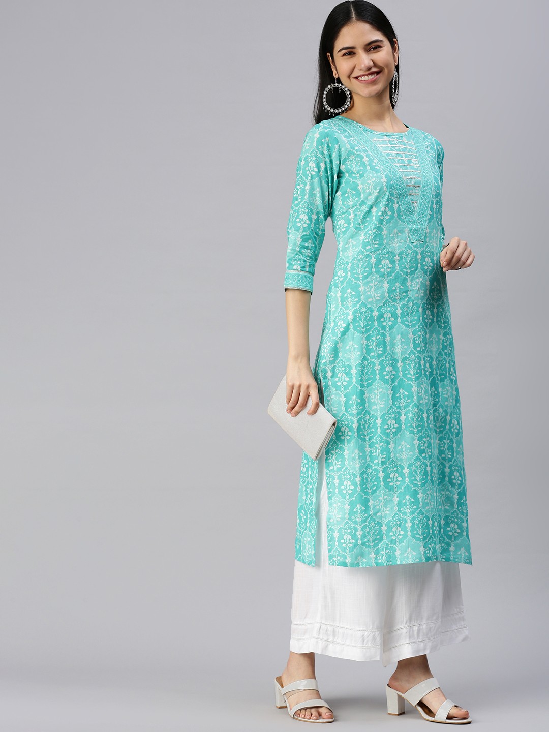 

KALINI Women Blue & White Ethnic Motifs Printed Gotta Patti Kurta