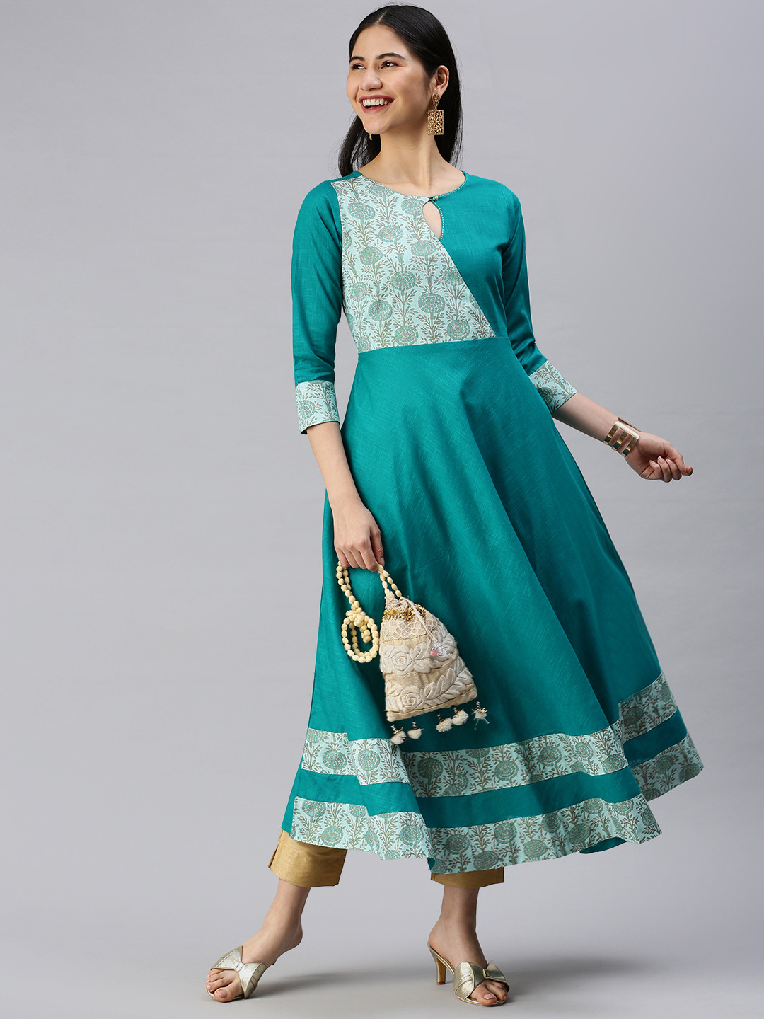 

KALINI Women Teal Ethnic Motifs Printed Kurta