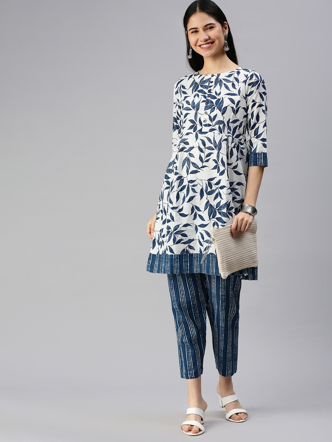 

KALINI Women White Ethnic Motifs Printed Kurta with Trousers