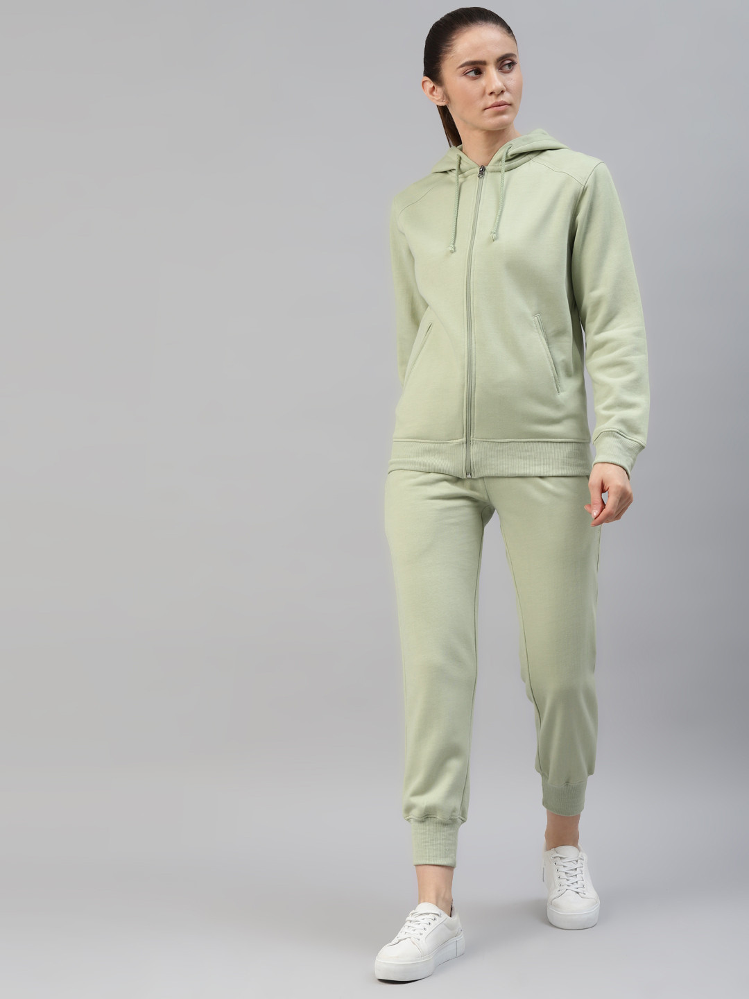 

Laabha Women Green Solid Hooded Tracksuit