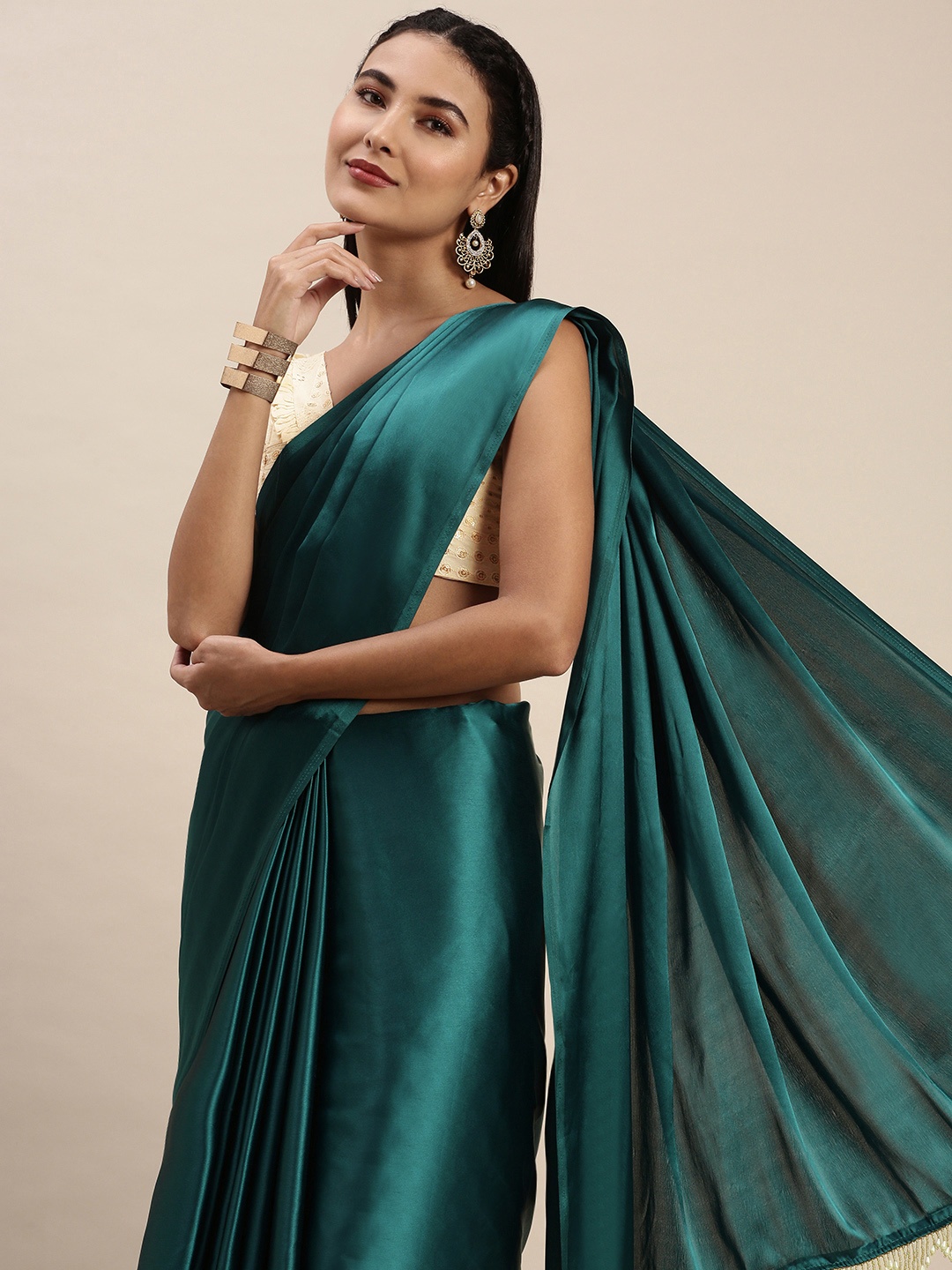 

LOOKNBOOK ART Satin Silk With Pearl Lace Boarder Saree, Teal