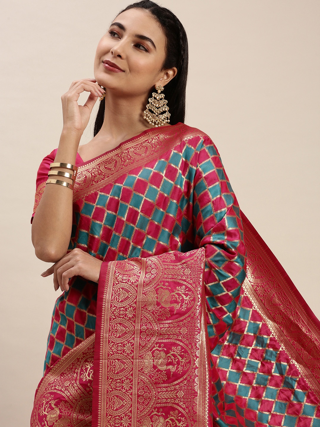 

LOOKNBOOK ART Teal Jacquard Silk with Zari Weaving Work Saree