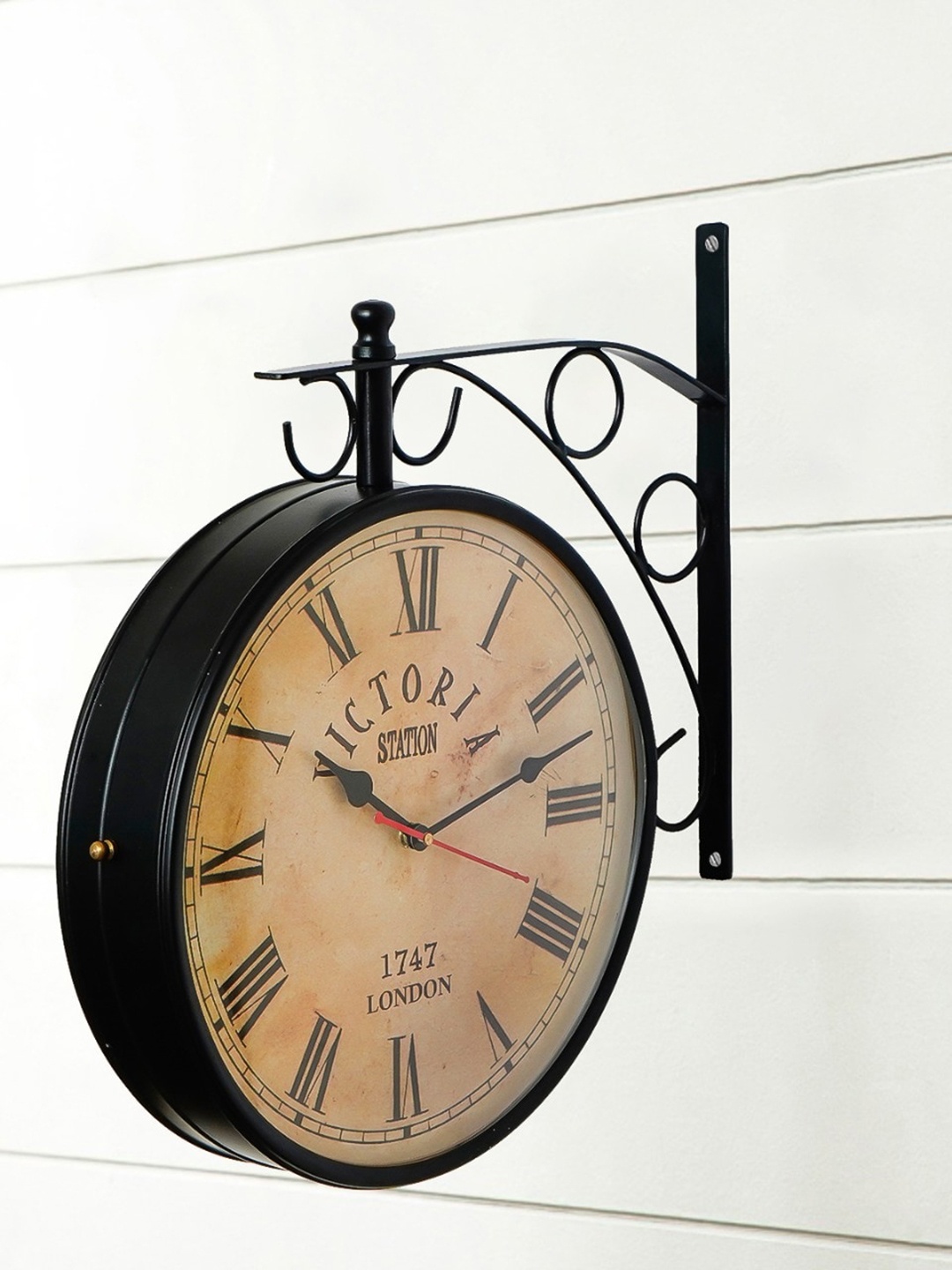 

eCraftIndia Black & Brown Vintage Wall Clock