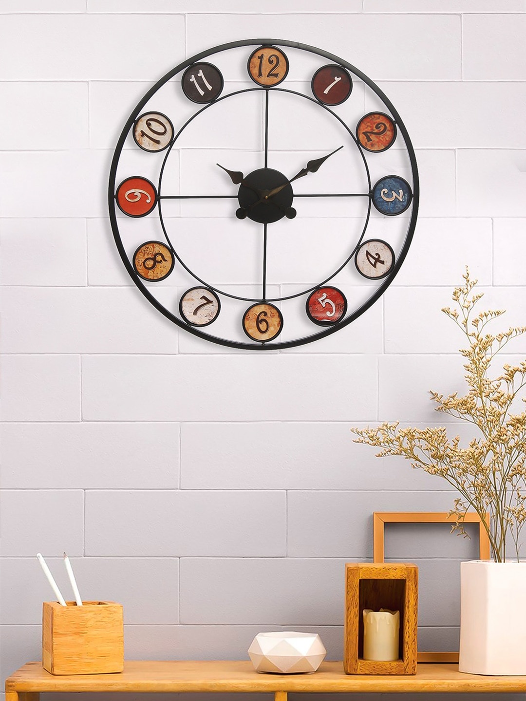 

eCraftIndia Black Contemporary Wall Clock