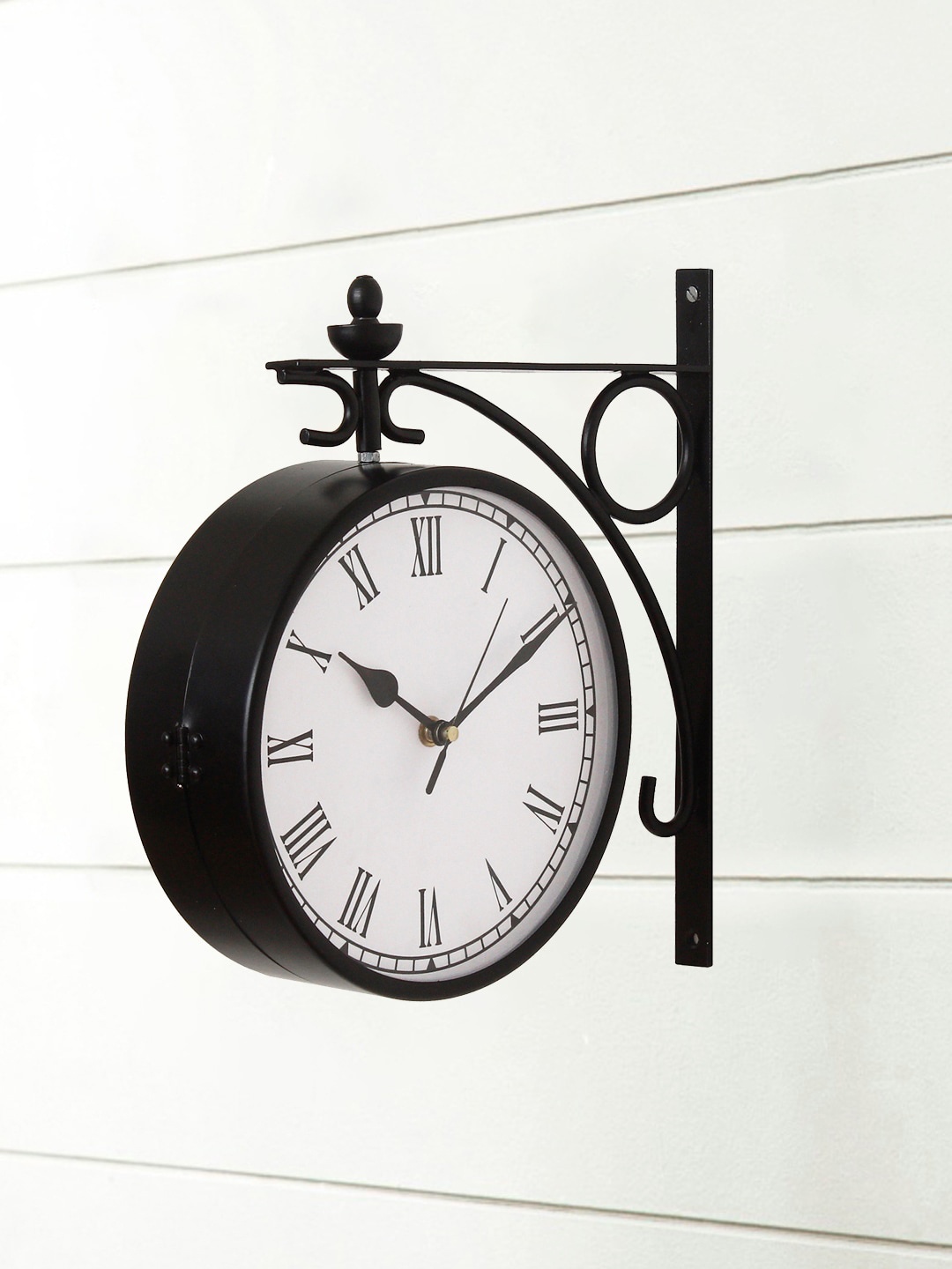 

eCraftIndia Black & White Contemporary Wall Clock