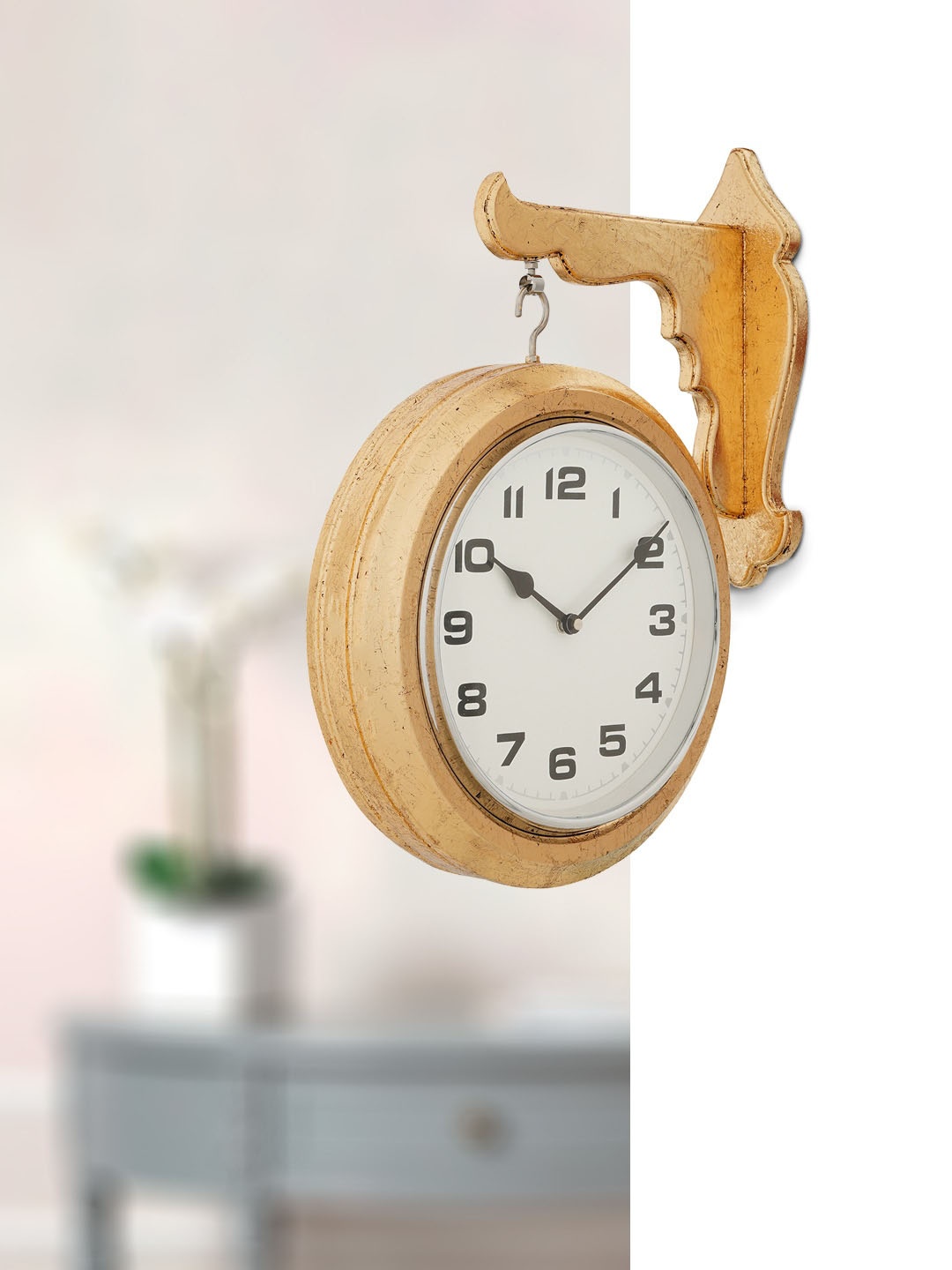 

eCraftIndia Black & Gold-Toned Contemporary Wall Clock