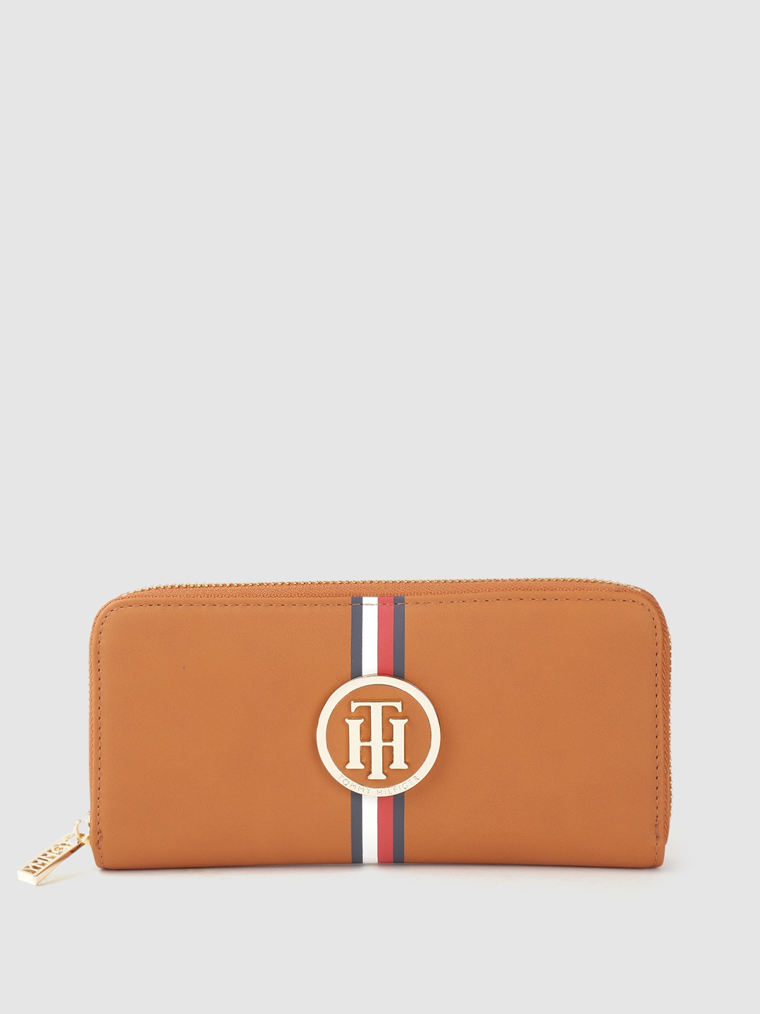 

Tommy Hilfiger Women Tan PU Zip Around Wallet