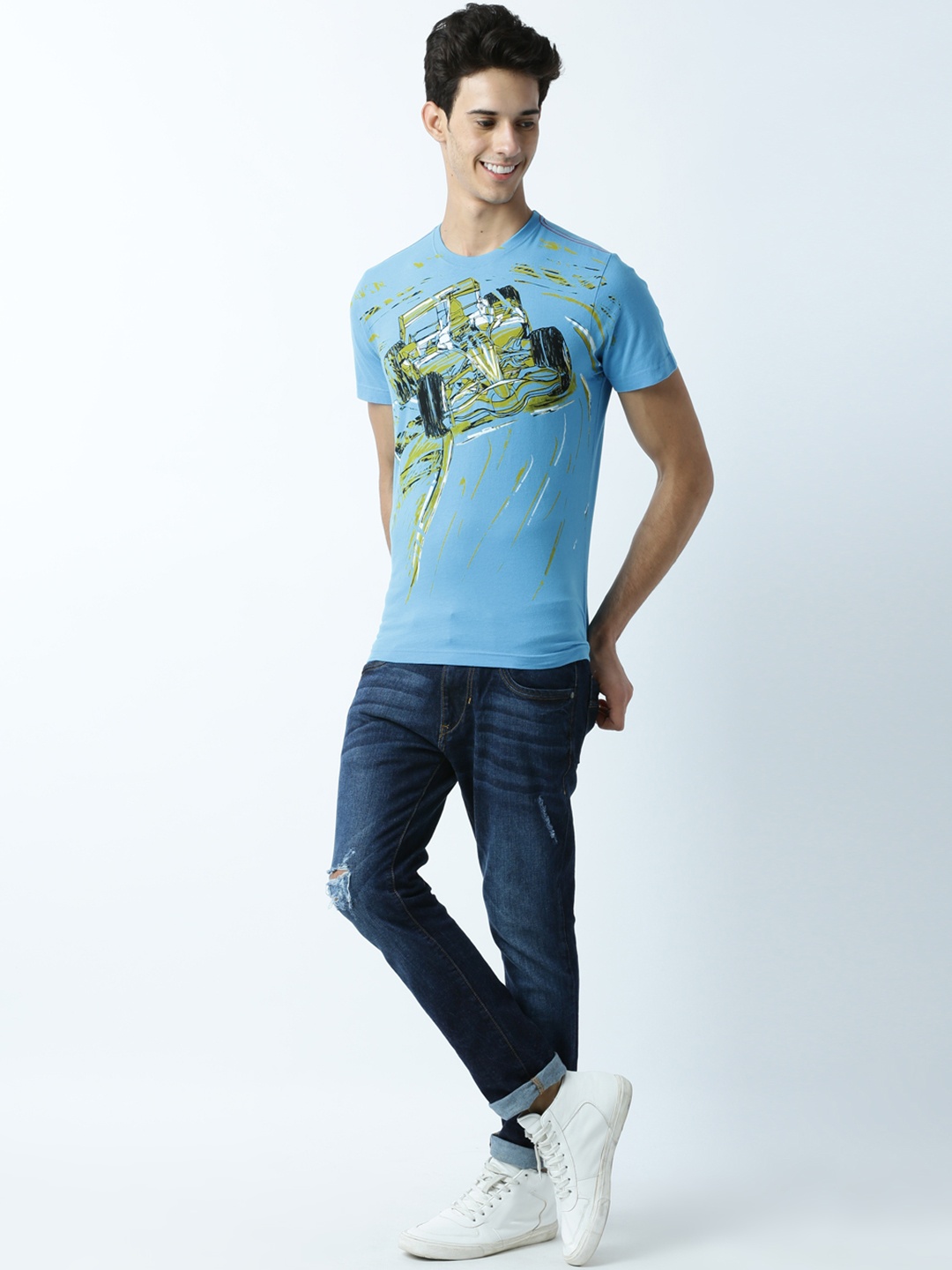 

Huetrap Men Turquoise Blue Printed Round Neck T-shirt