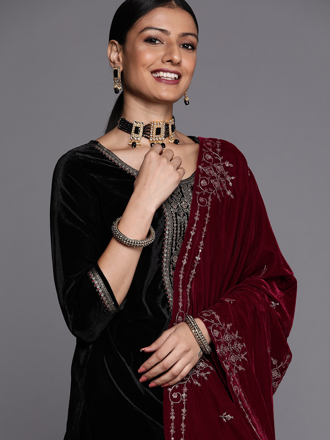 

Libas Women Black Floral Yoke Design Velvet Kurta with Trousers & With Dupatta