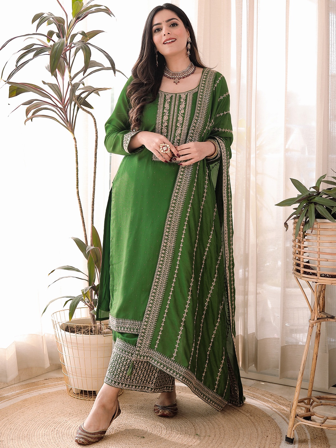 

Libas Women Green Floral Yoke Design Kurta with Palazzos & With Dupatta