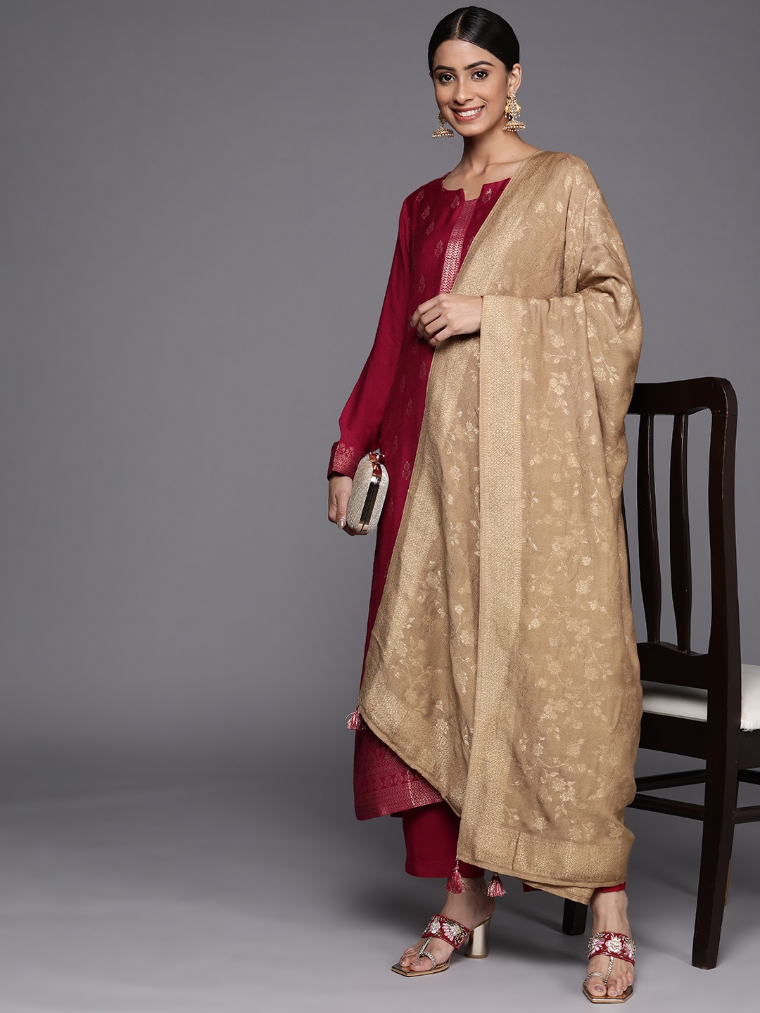

Libas Women Maroon Floral Pashmina Wool Kurta with Trousers & With Dupatta