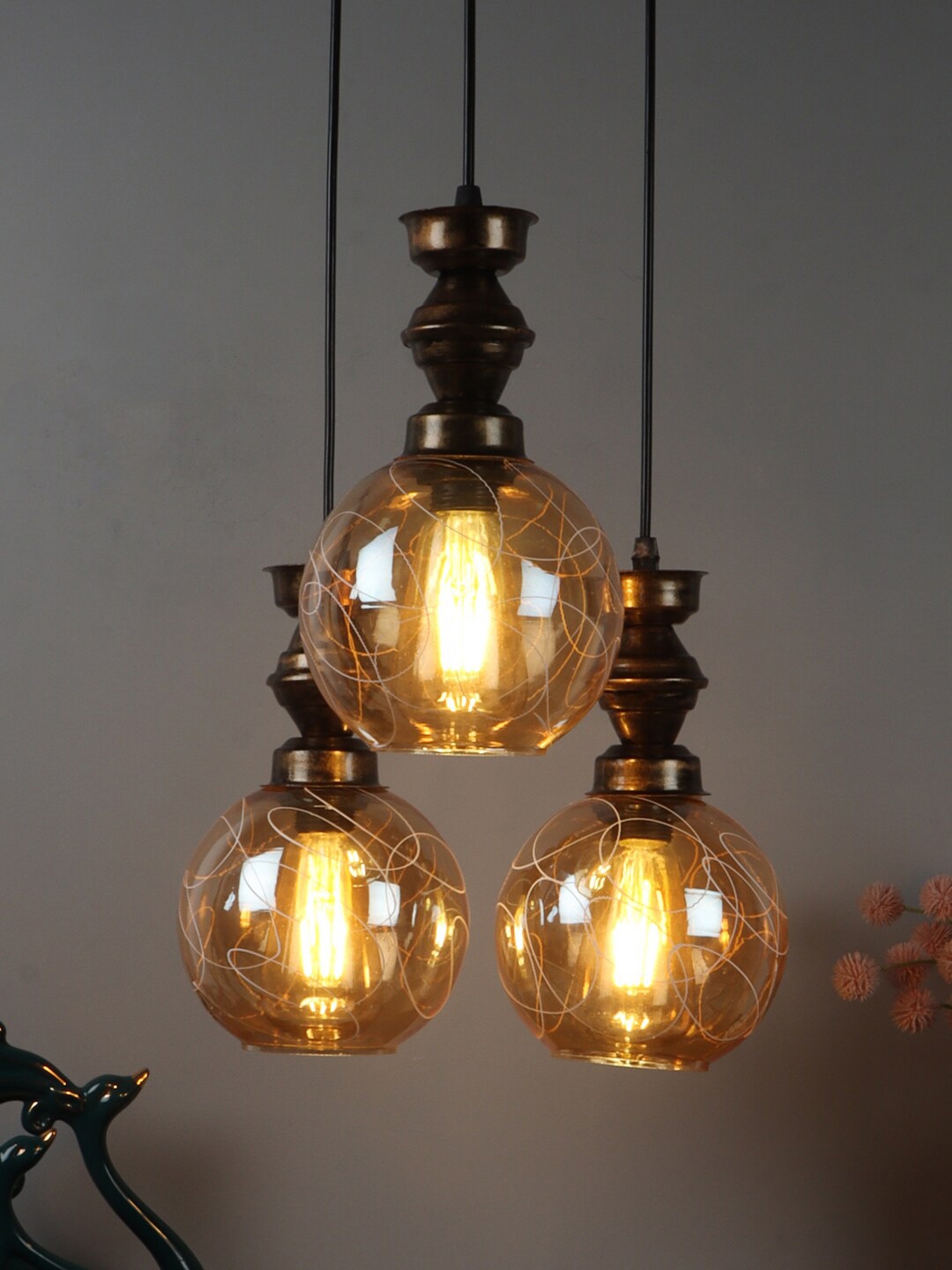 

foziq Gold-Toned & Black Solid Ceiling Lamps