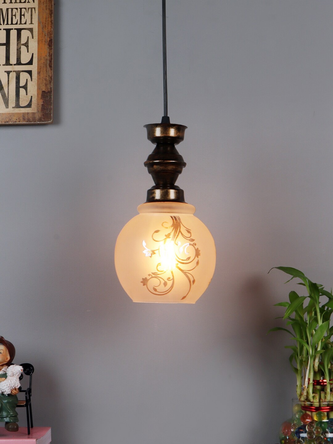 

foziq Gold-Toned Printed Metal Ceiling Pendant Lamp