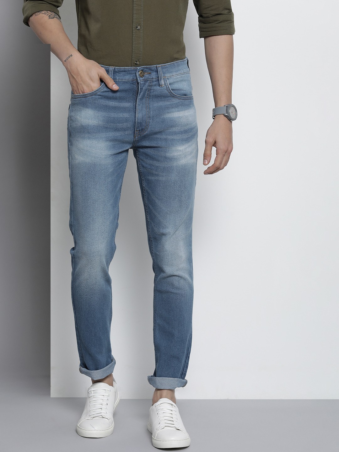 

The Indian Garage Co Men Blue Jean Light Fade Stretchable Jeans