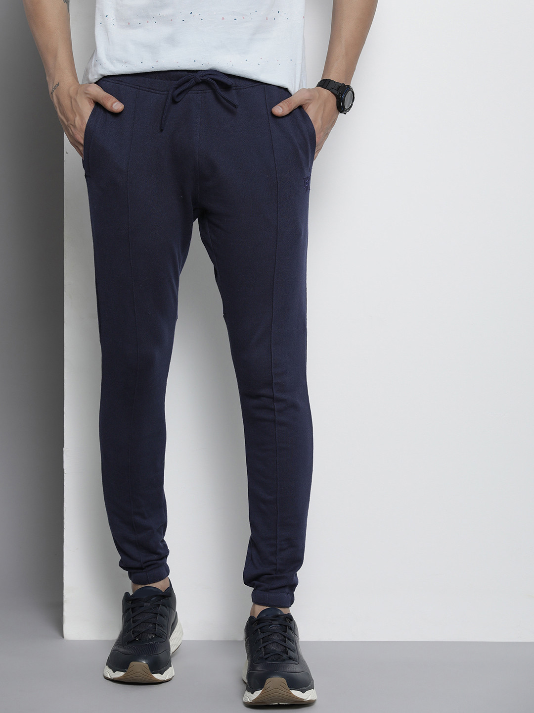 

The Indian Garage Co Men Navy Blue Solid Joggers