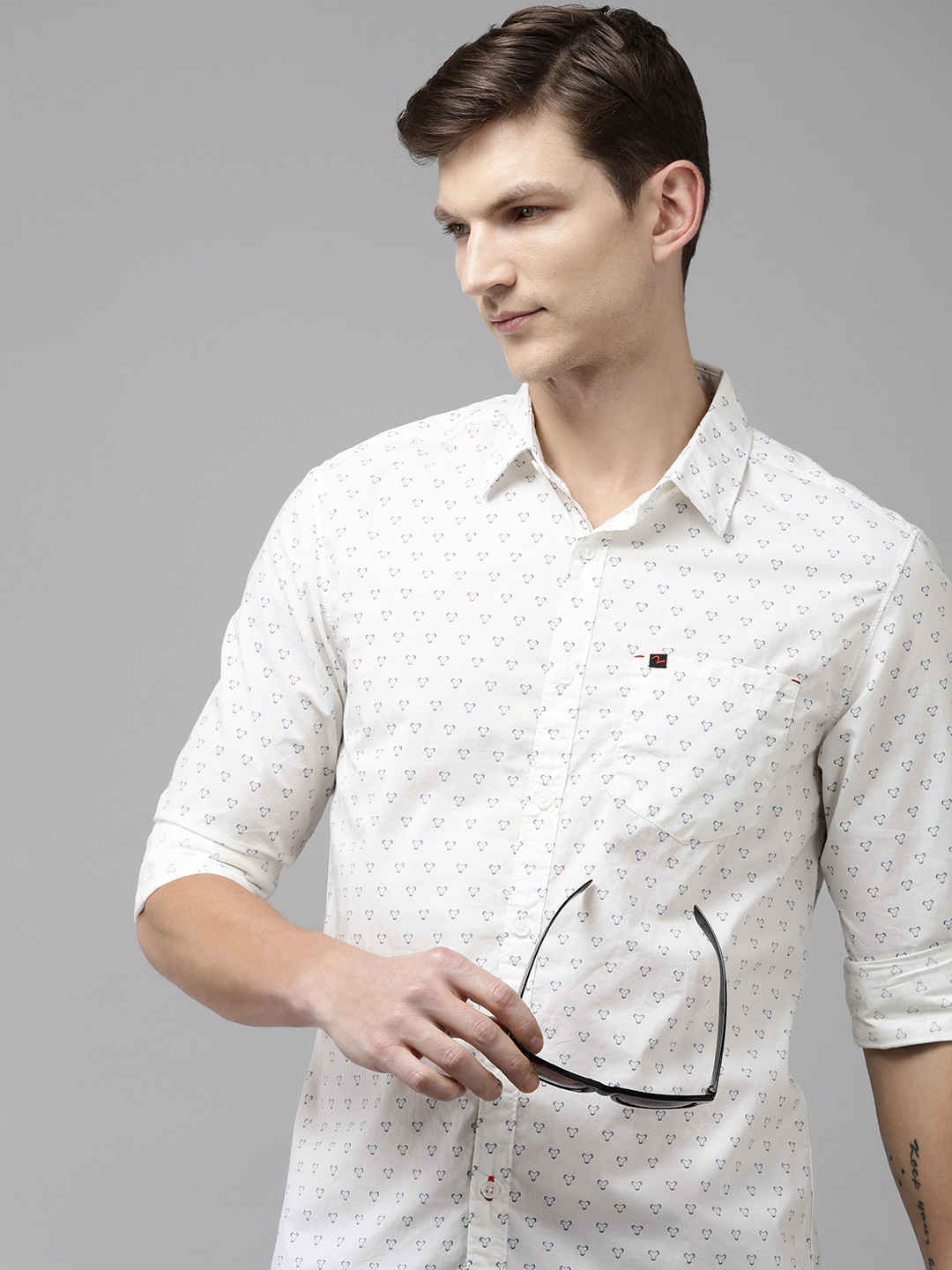 

SPYKAR Men Slim Fit Geometric Opaque Printed Casual Shirt, White