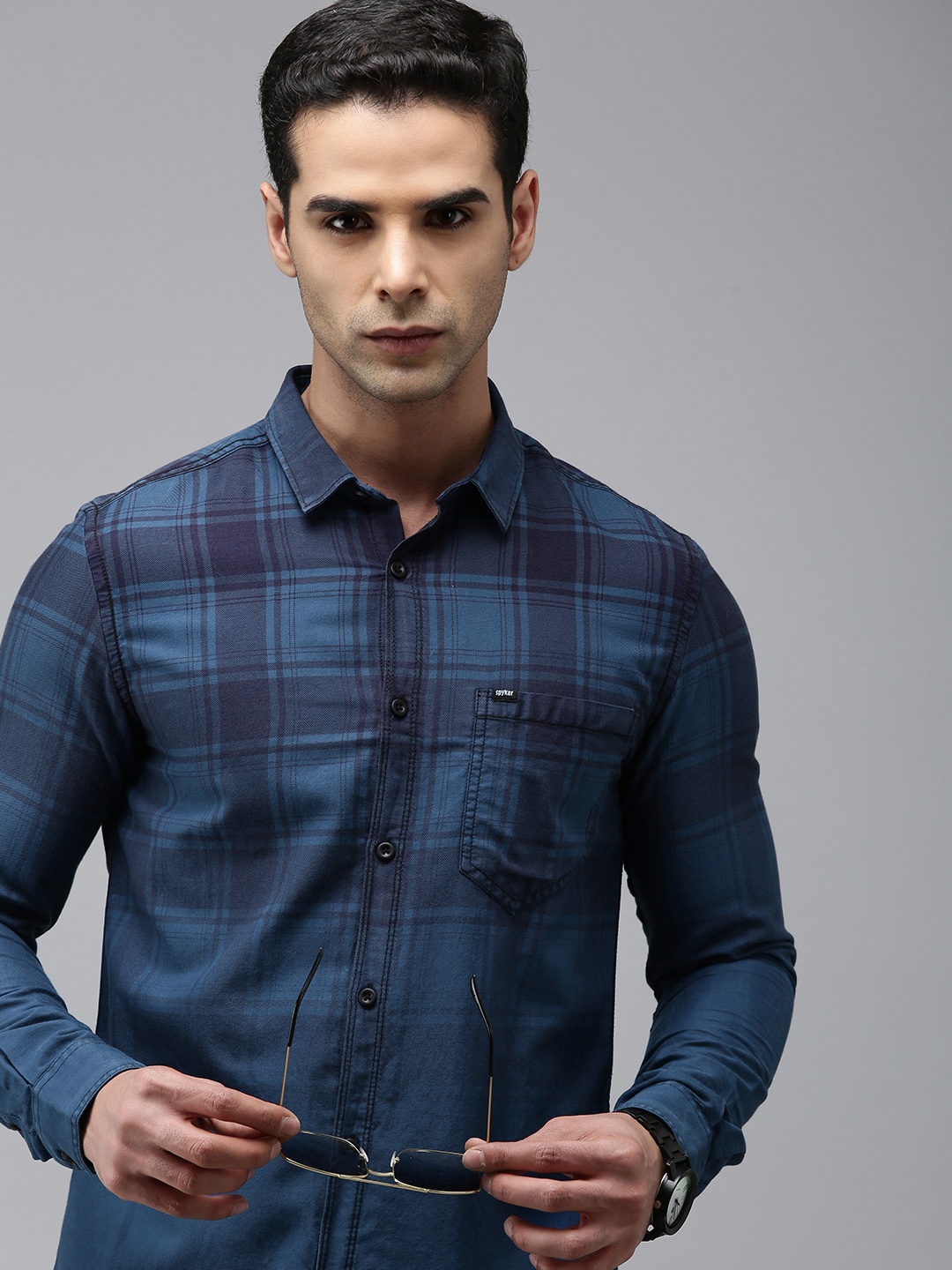 

SPYKAR Slim Fit Checked Pure Cotton Casual Shirt, Blue