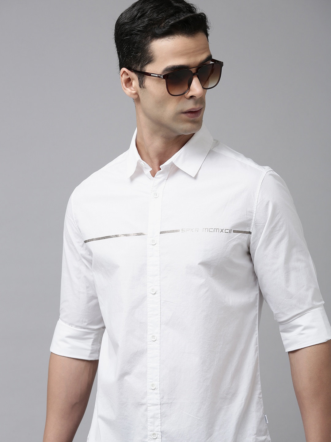 

SPYKAR Men Pure Cotton Opaque Casual Shirt With Striped Detailing, White