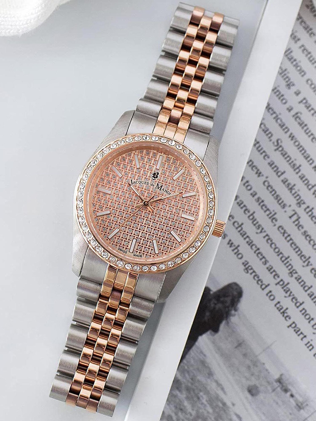 

JACQUES du MANOIR Women Silver-Toned Brass Embellished Dial & Multicoloured Stainless Steel Bracelet Style Watch, Pink