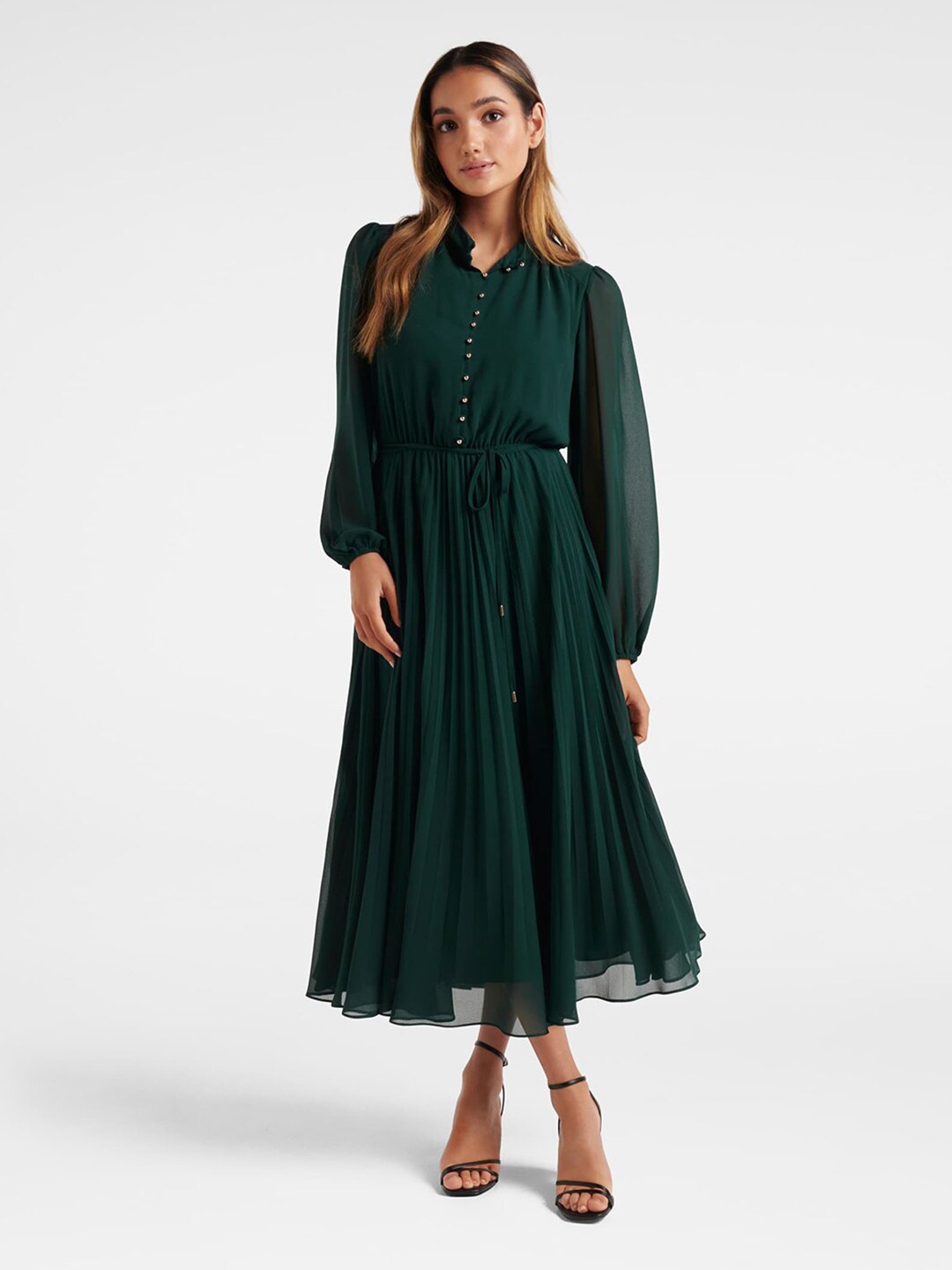 

Forever New Green Solid Flared Button Up Midi Dress