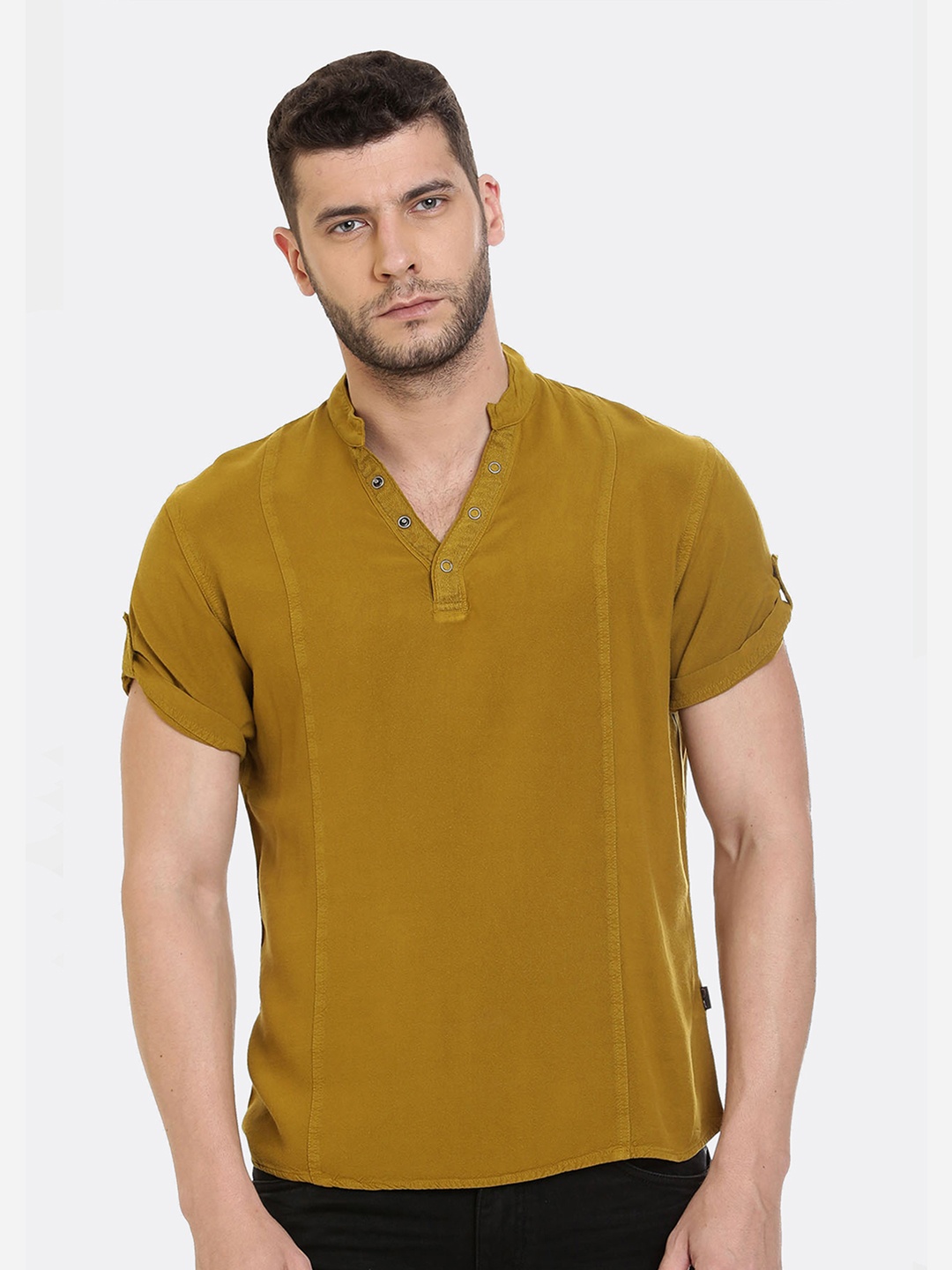

IDENTITI Men Yellow Slim Fit Casual Shirt