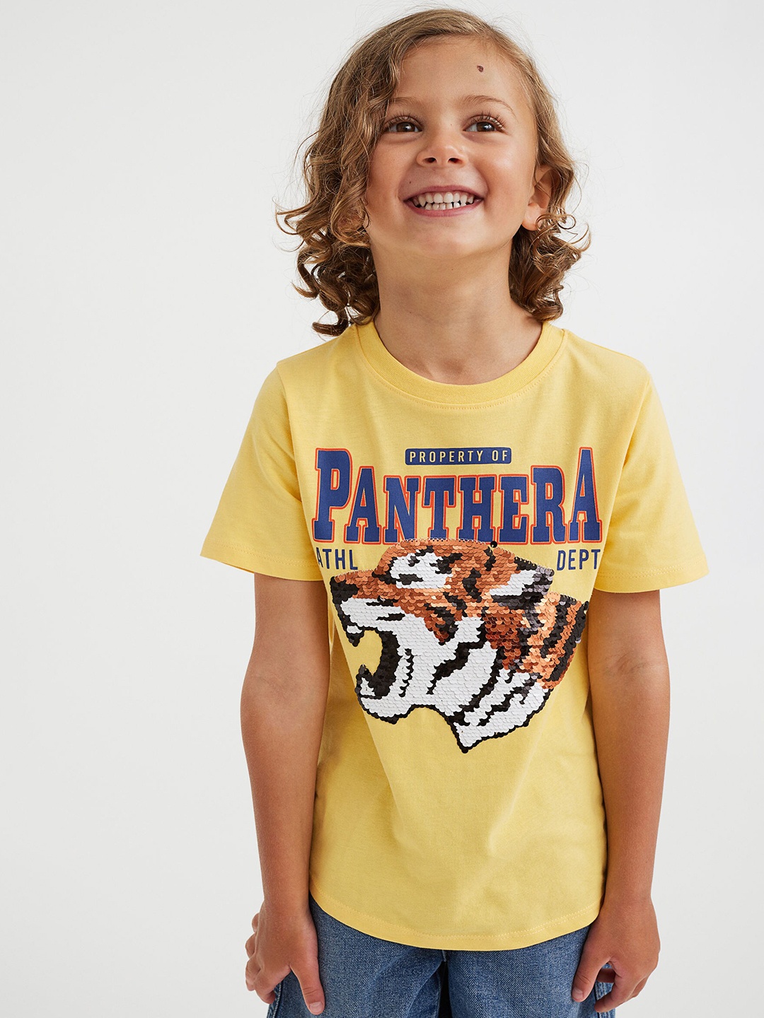 

H&M Boys Yellow Cotton Interactive-Motif T-Shirt