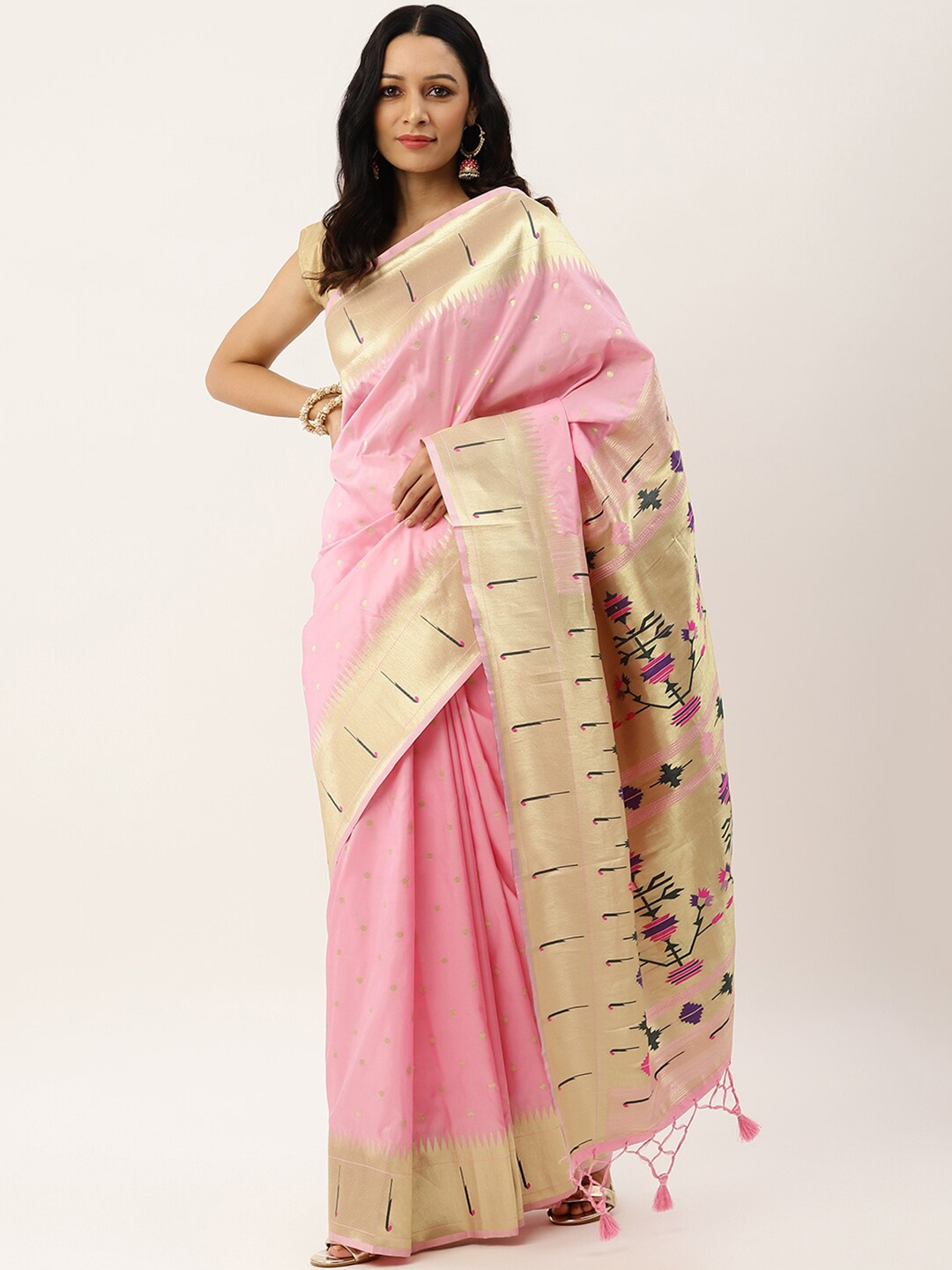 

VISHNU WEAVES Pink & Gold-Toned Woven Design Zari Silk Blend Paithani Saree With Tassels