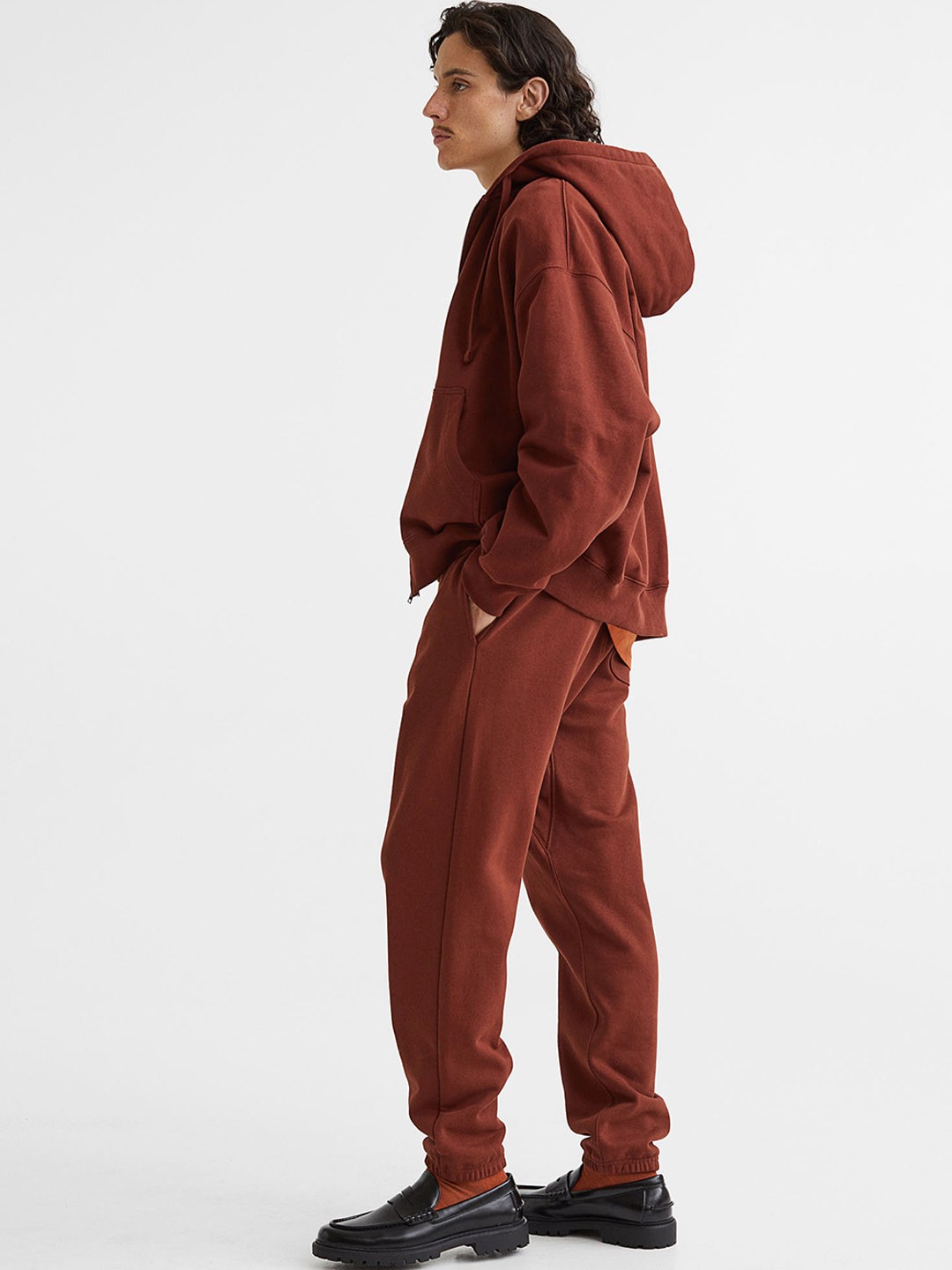 

H&M Men Red Relaxed Fit Cotton Joggers