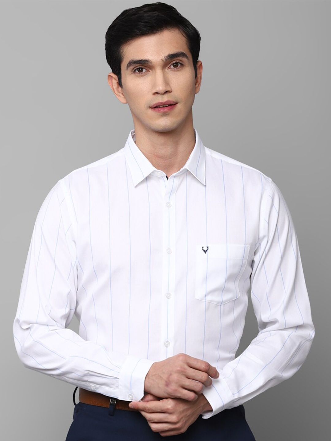

Allen Solly Men White Slim Fit Striped Pure Cotton Formal Shirt