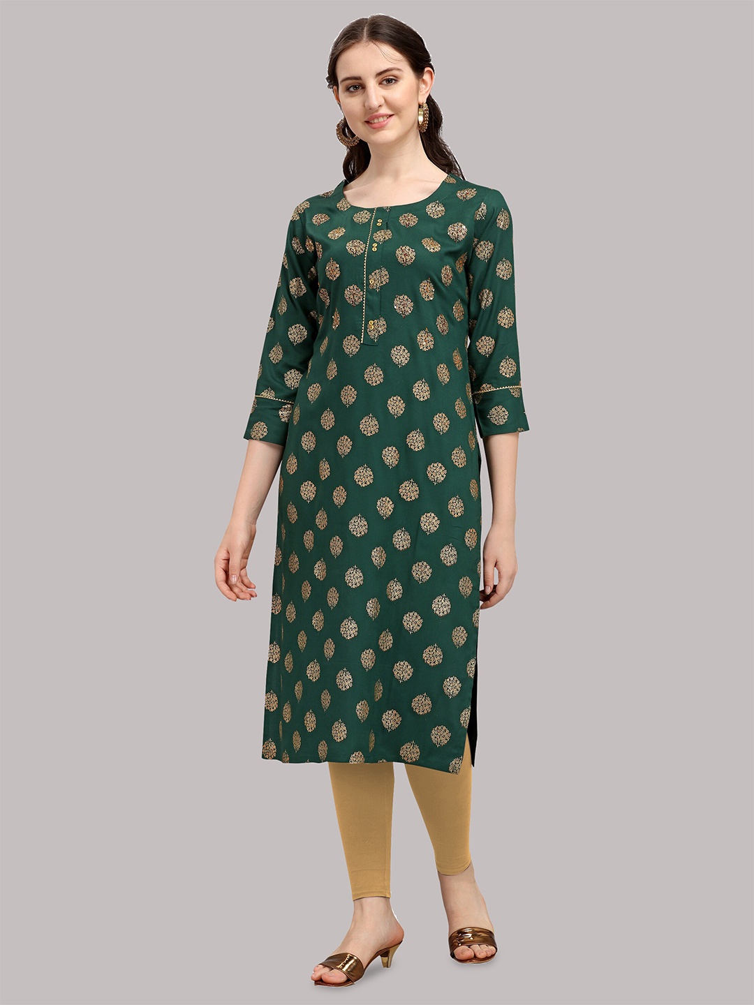 

DEETYA ARTS Women Green Floral Sequins Embroidered Kurta