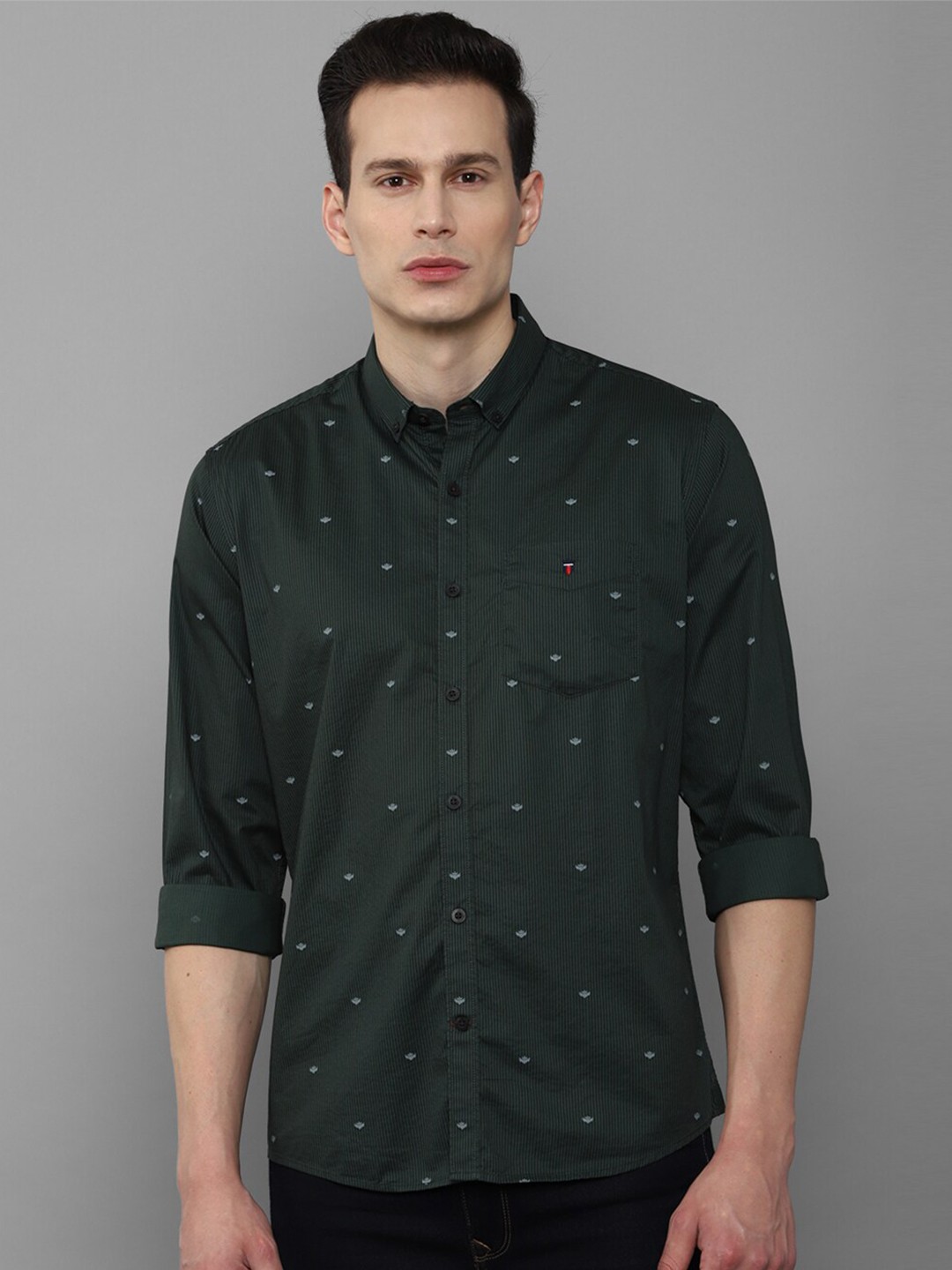 

Louis Philippe Sport Men Green Slim Fit Printed Cotton Casual Shirt