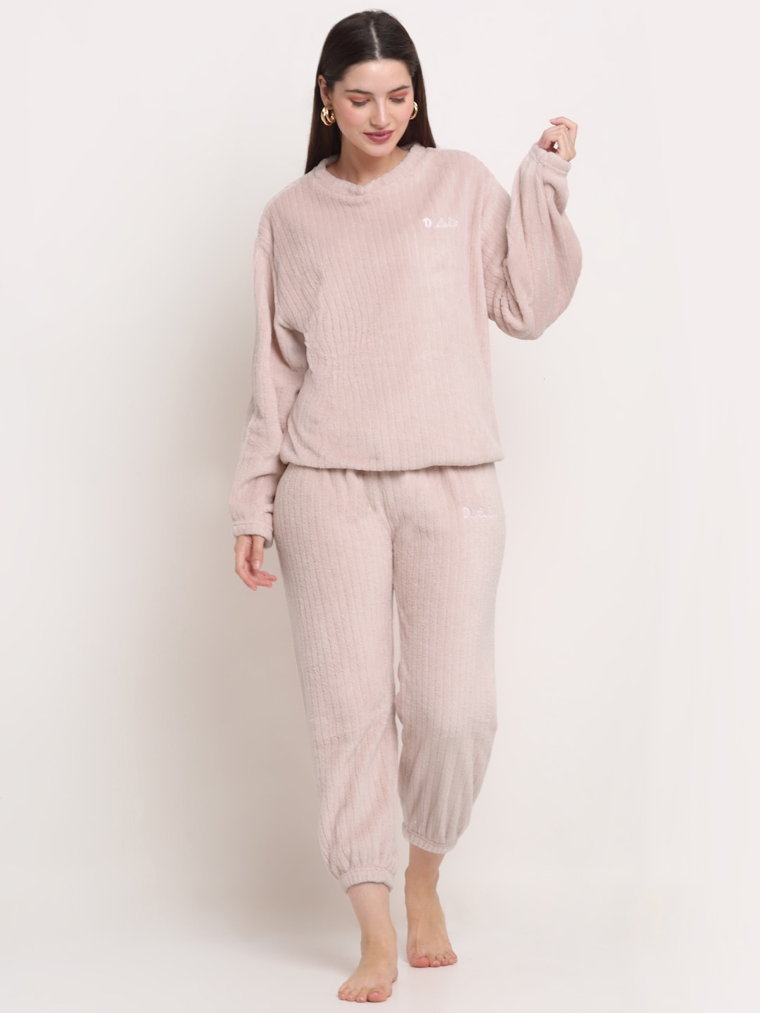 

KLOTTHE Women Pink Striped Night suit