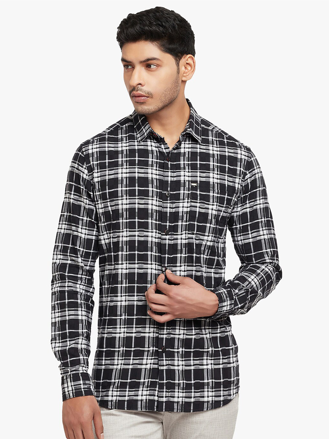

Blue Buddha Men Black Tartan Checks Checked Cotton Casual Shirt