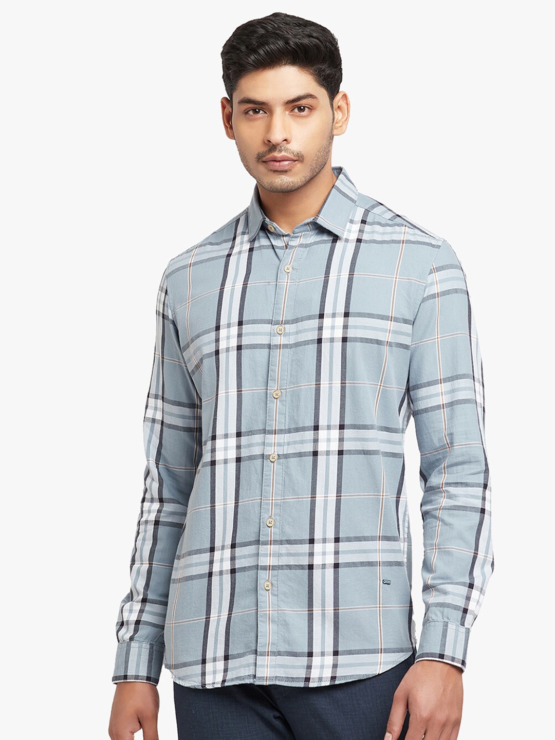 

Blue Buddha Men Blue Printed Checked Cotton Casual Shirt