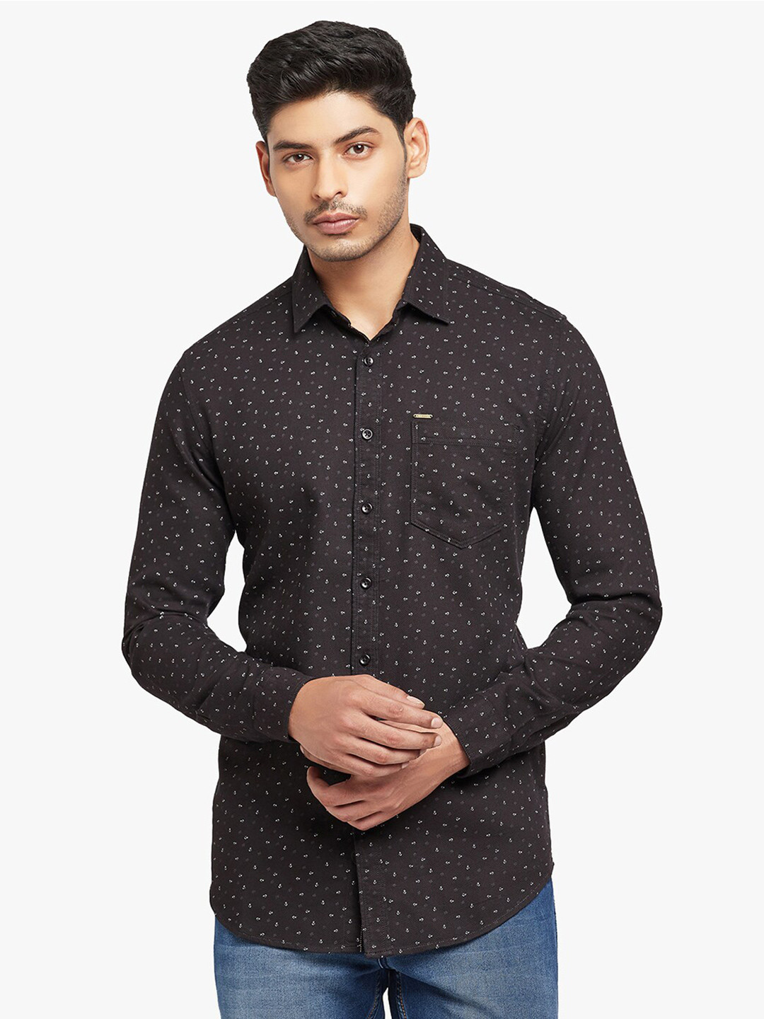 

Blue Buddha Men Black Printed Cotton Casual Shirt