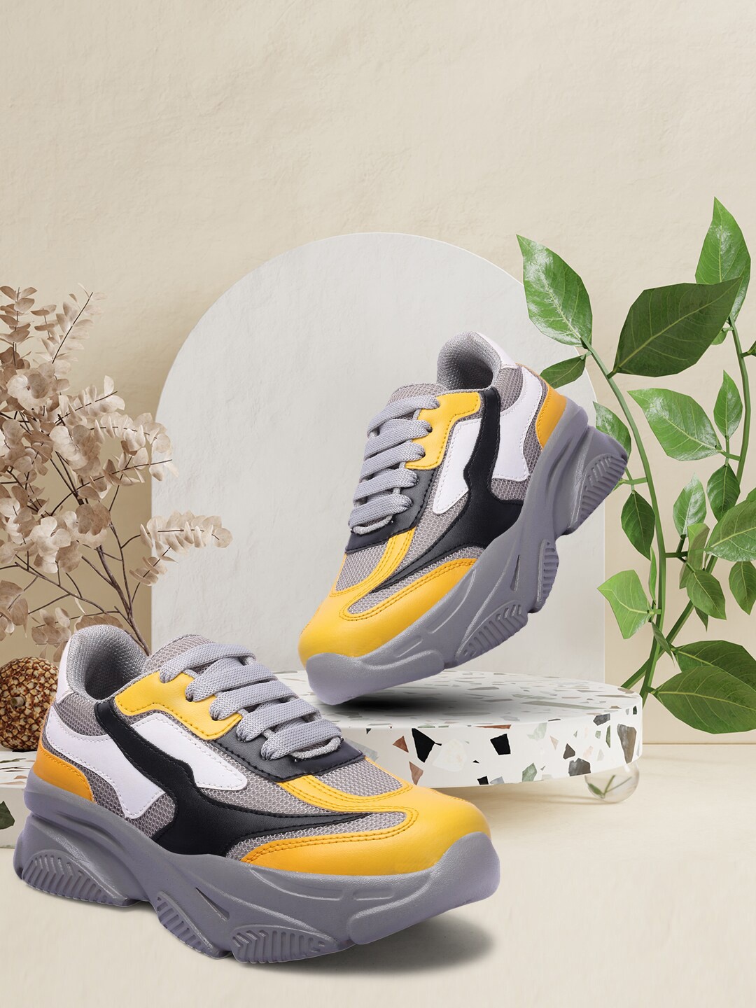 

TWIN TOES Women Grey Walking Non-Marking Sports Shoes