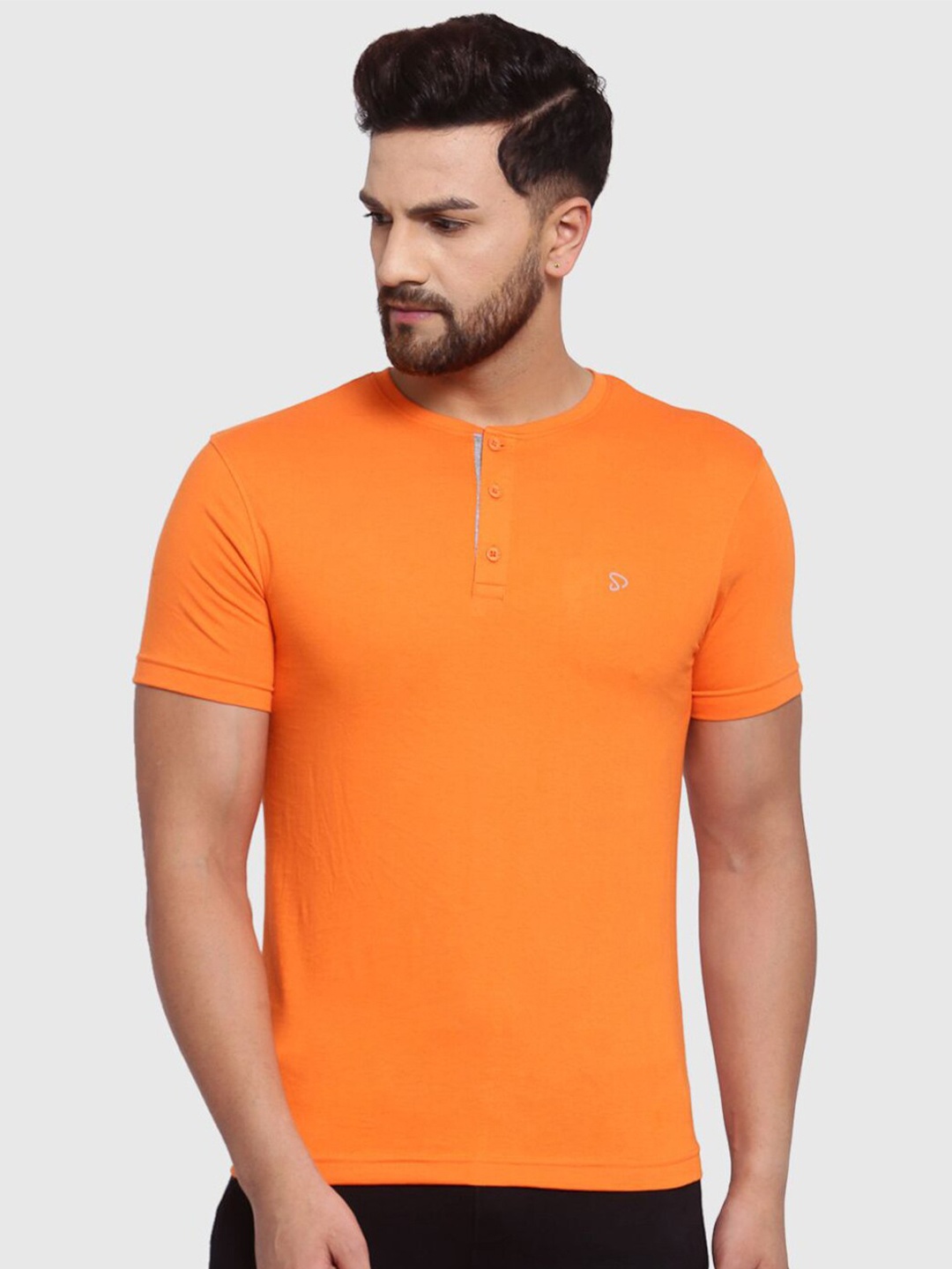 

SPORTO Men Orange Slim Fit Cotton T-shirt