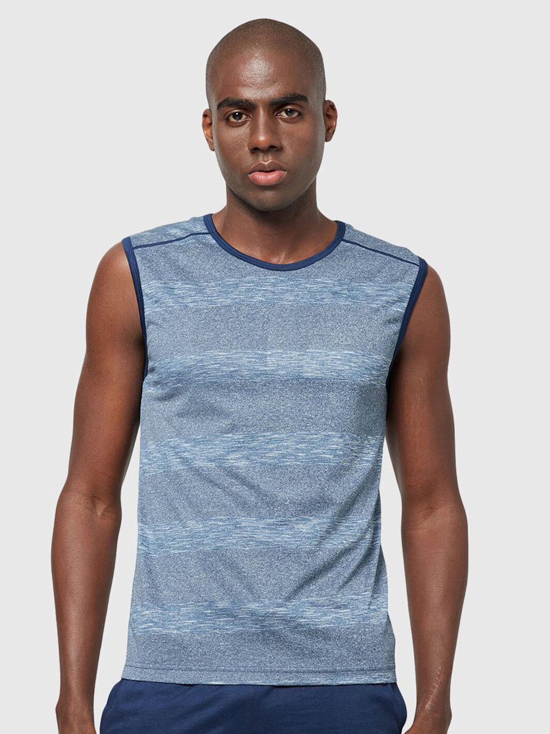 

SPORTO Men Blue Striped Slim Fit Sleeveless T-shirt