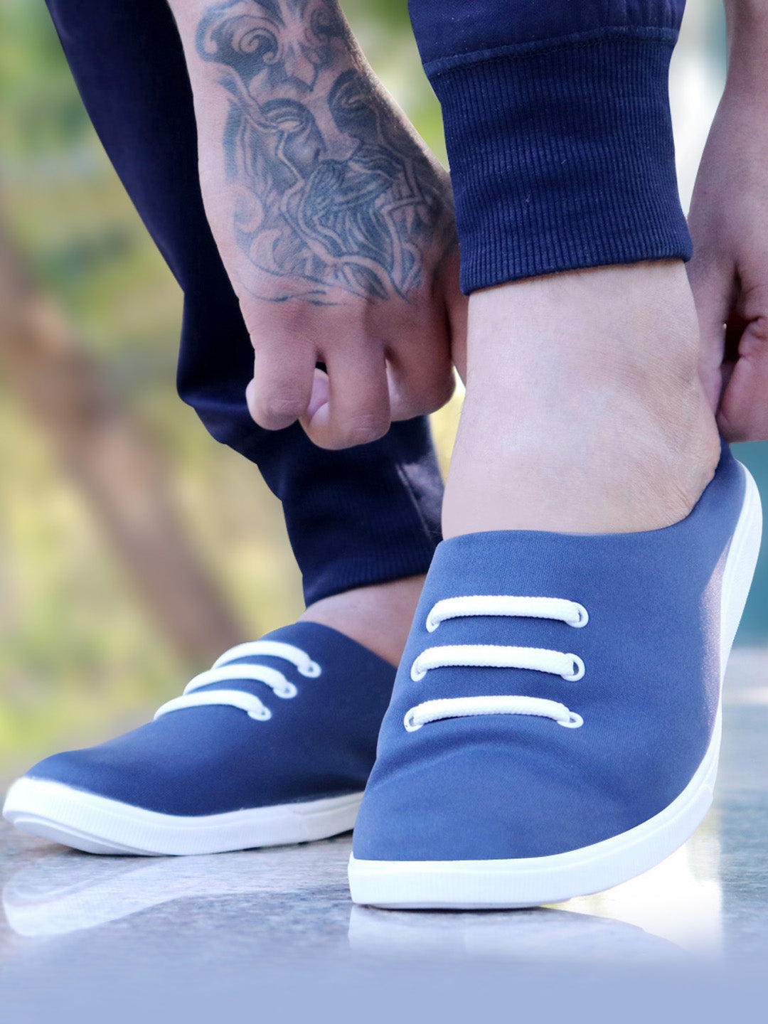

FAUSTO Men Navy Blue Solid Lightweight Mule Sneakers